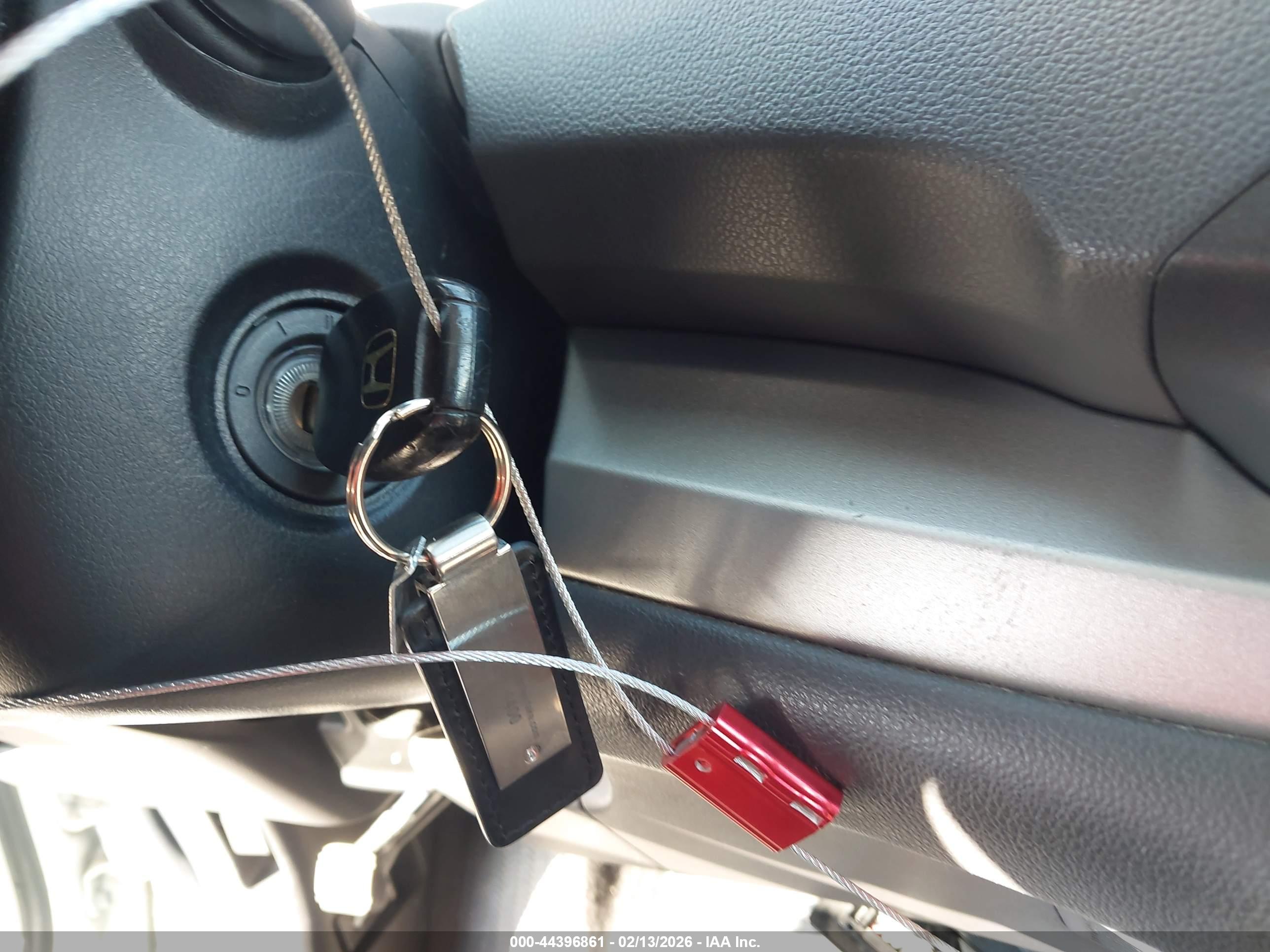 HONDA CR-V image 11
