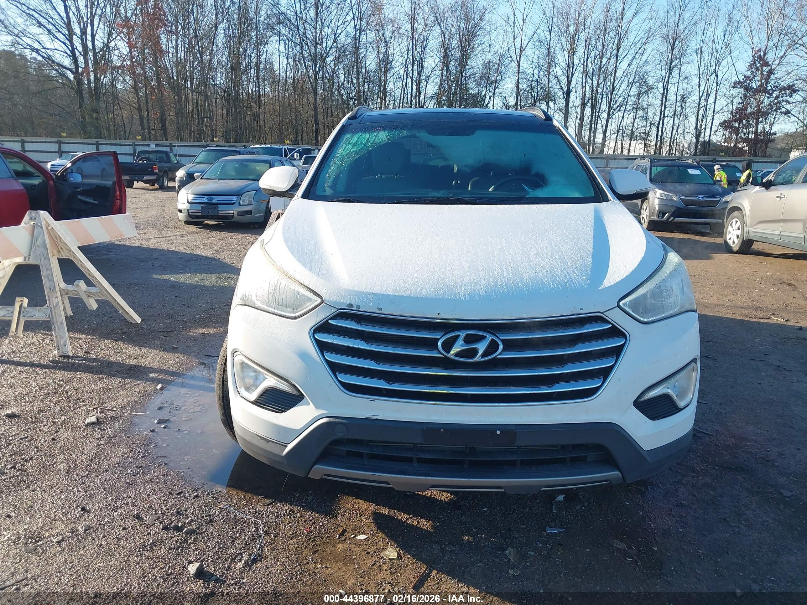 HYUNDAI SANTA image 6