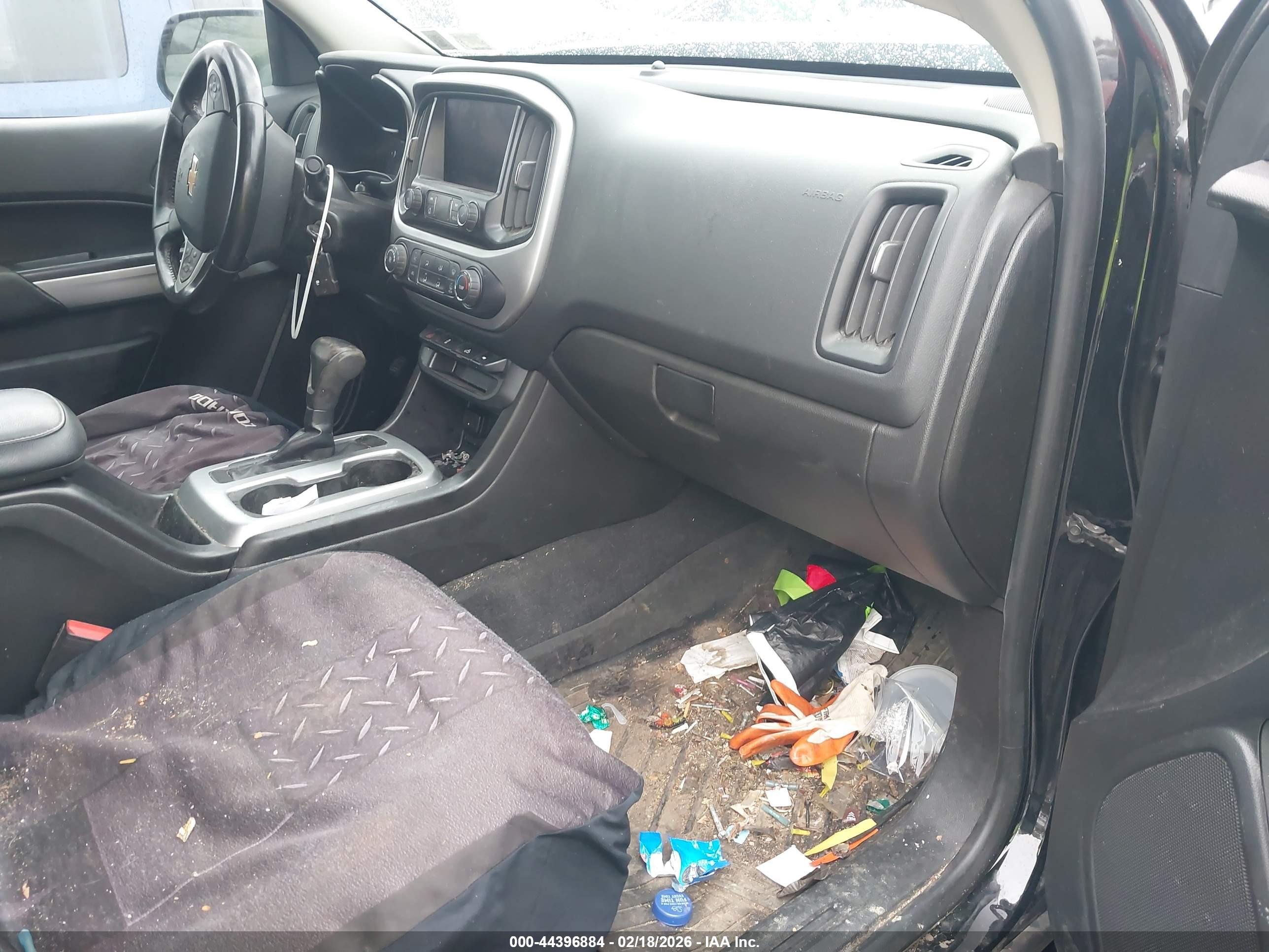 CHEVROLET COLORADO image 5