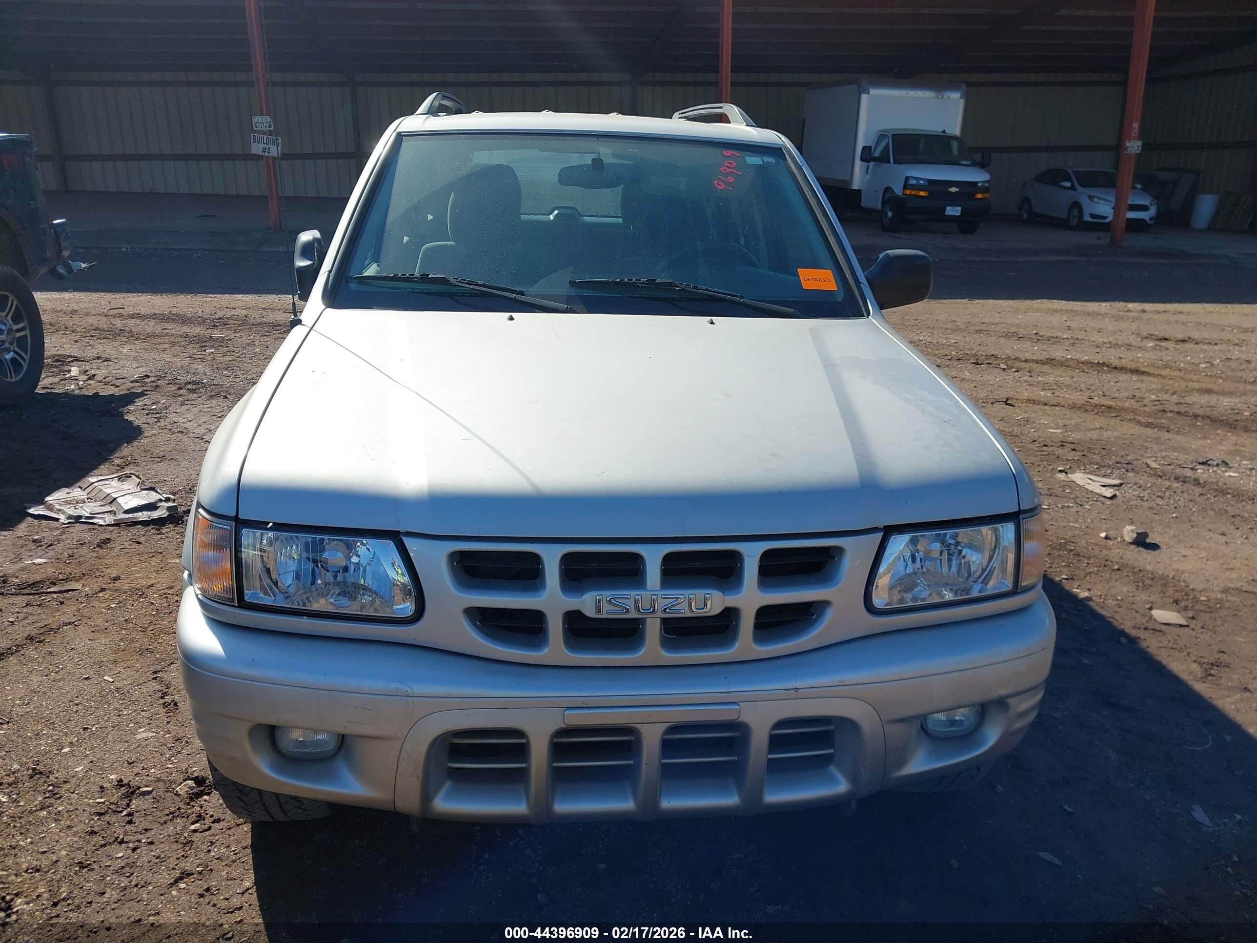 ISUZU RODEO image 6