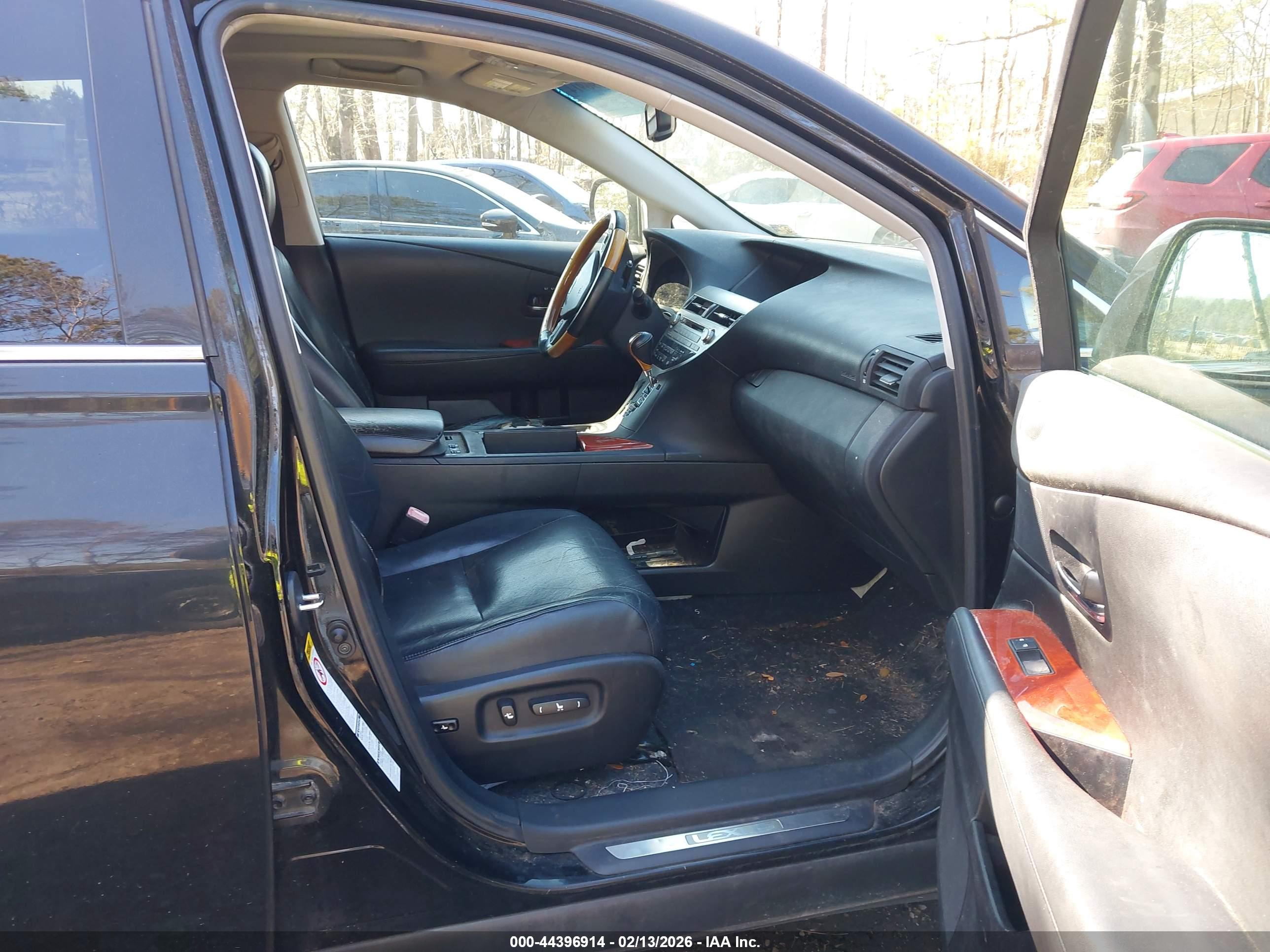 LEXUS RX image 5