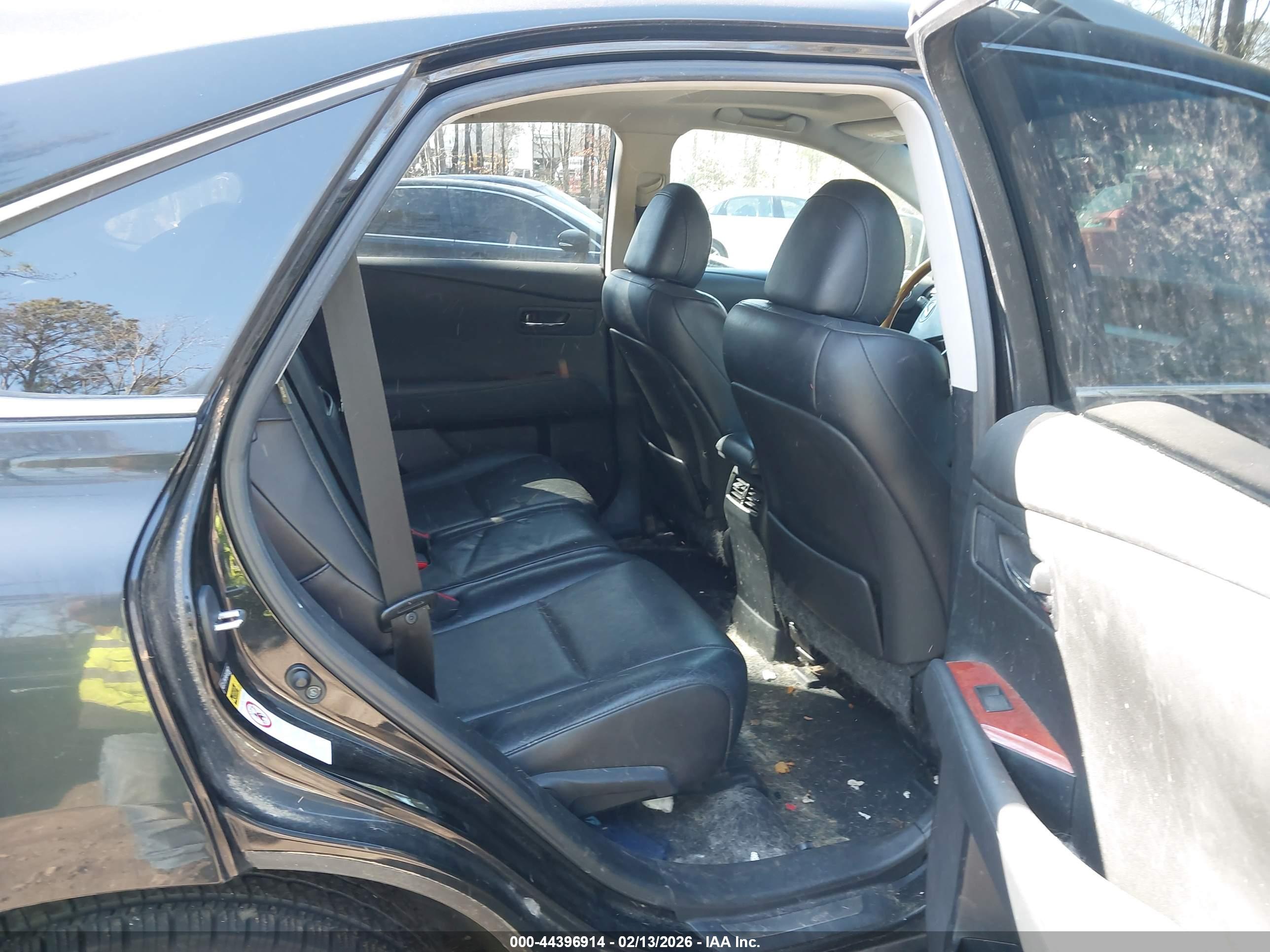LEXUS RX image 8