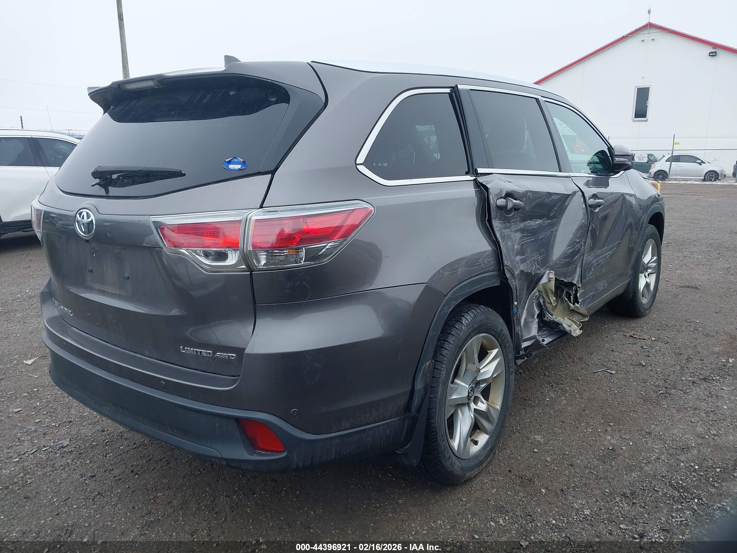 TOYOTA HIGHLANDER image 4