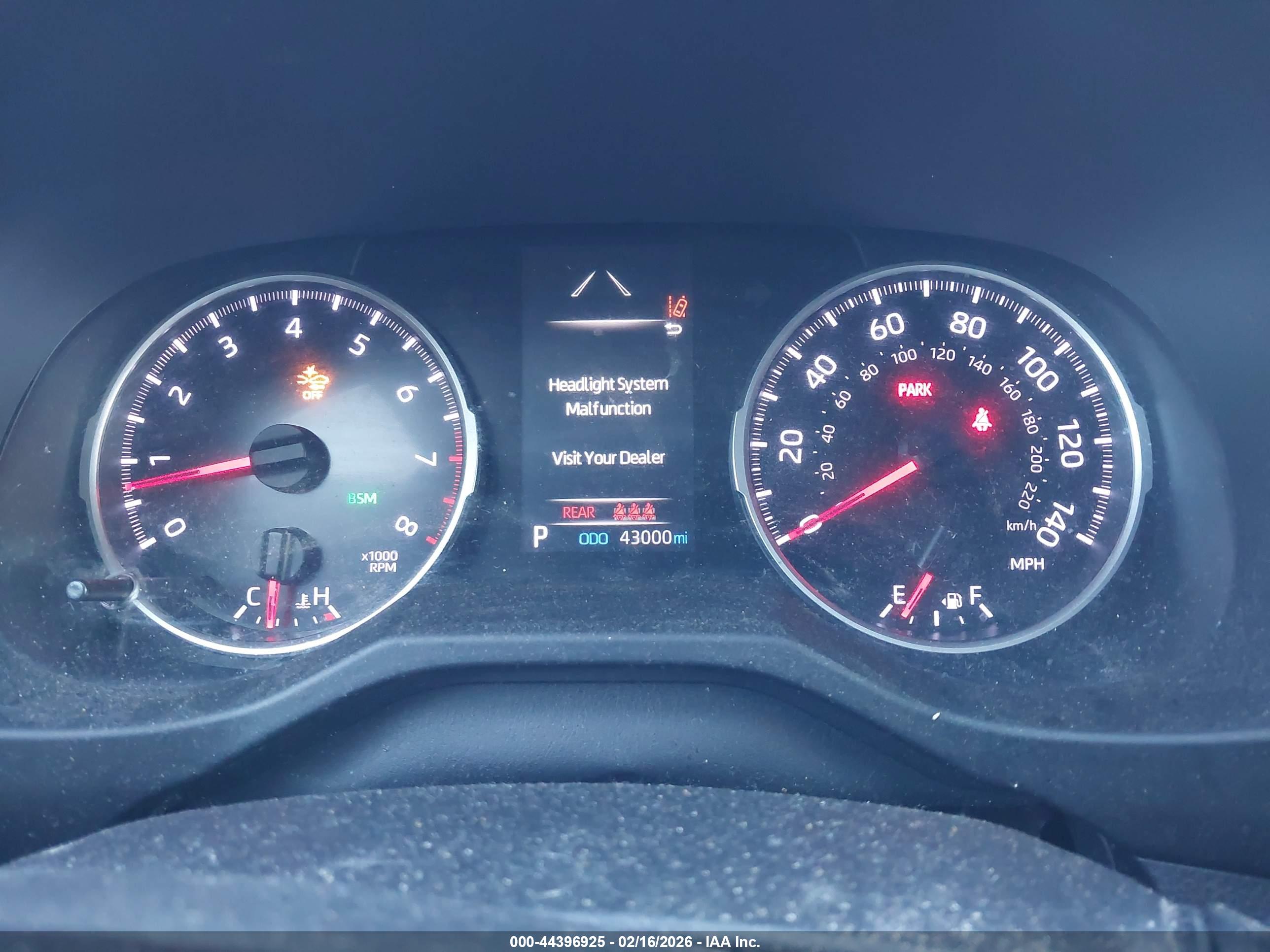 TOYOTA RAV4 image 7