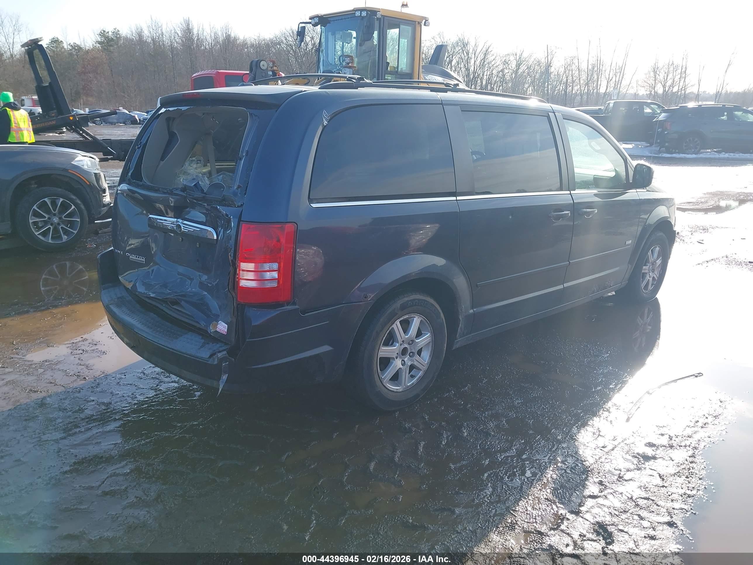 CHRYSLER TOWN image 4