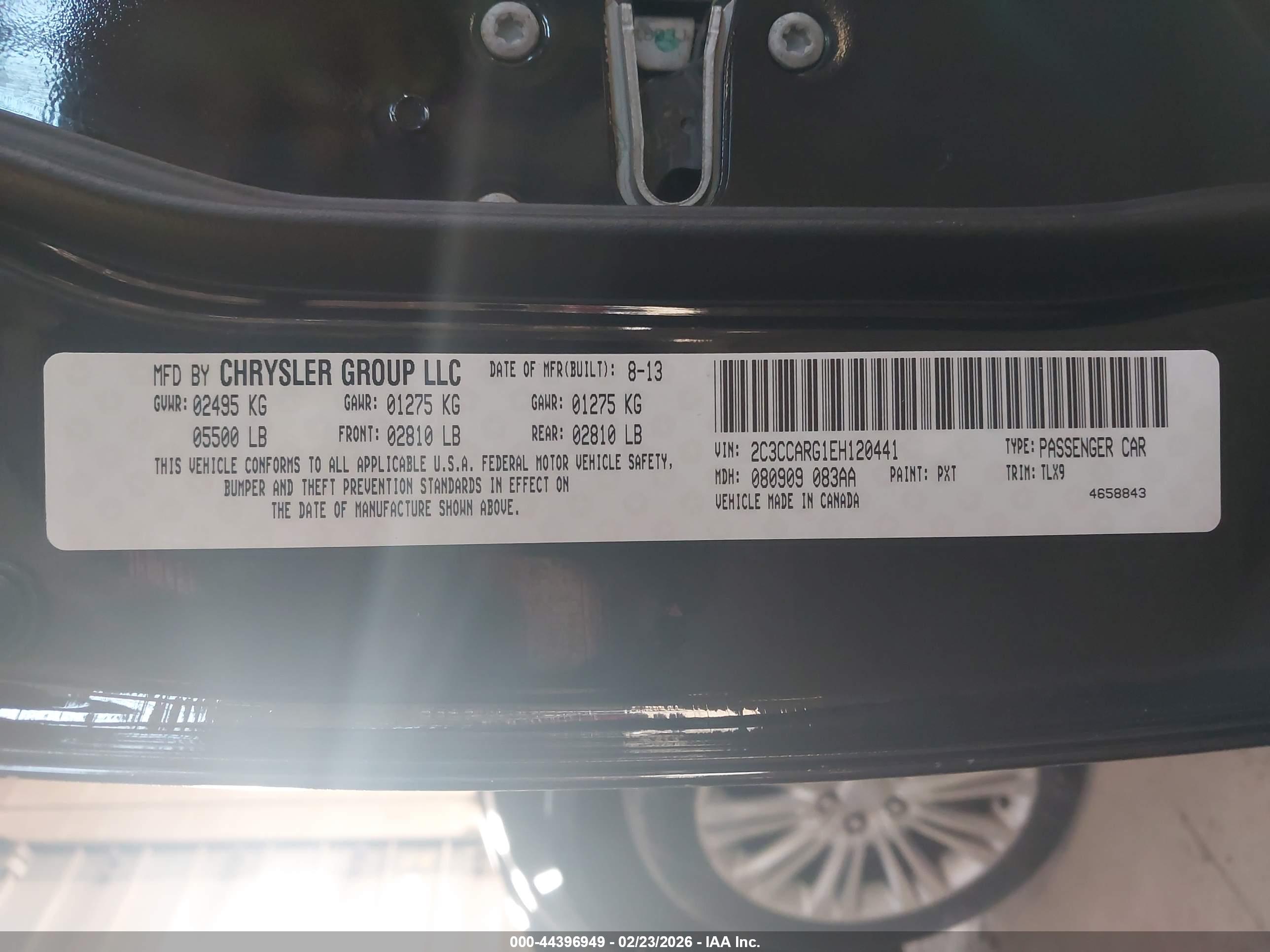 CHRYSLER 300 image 9