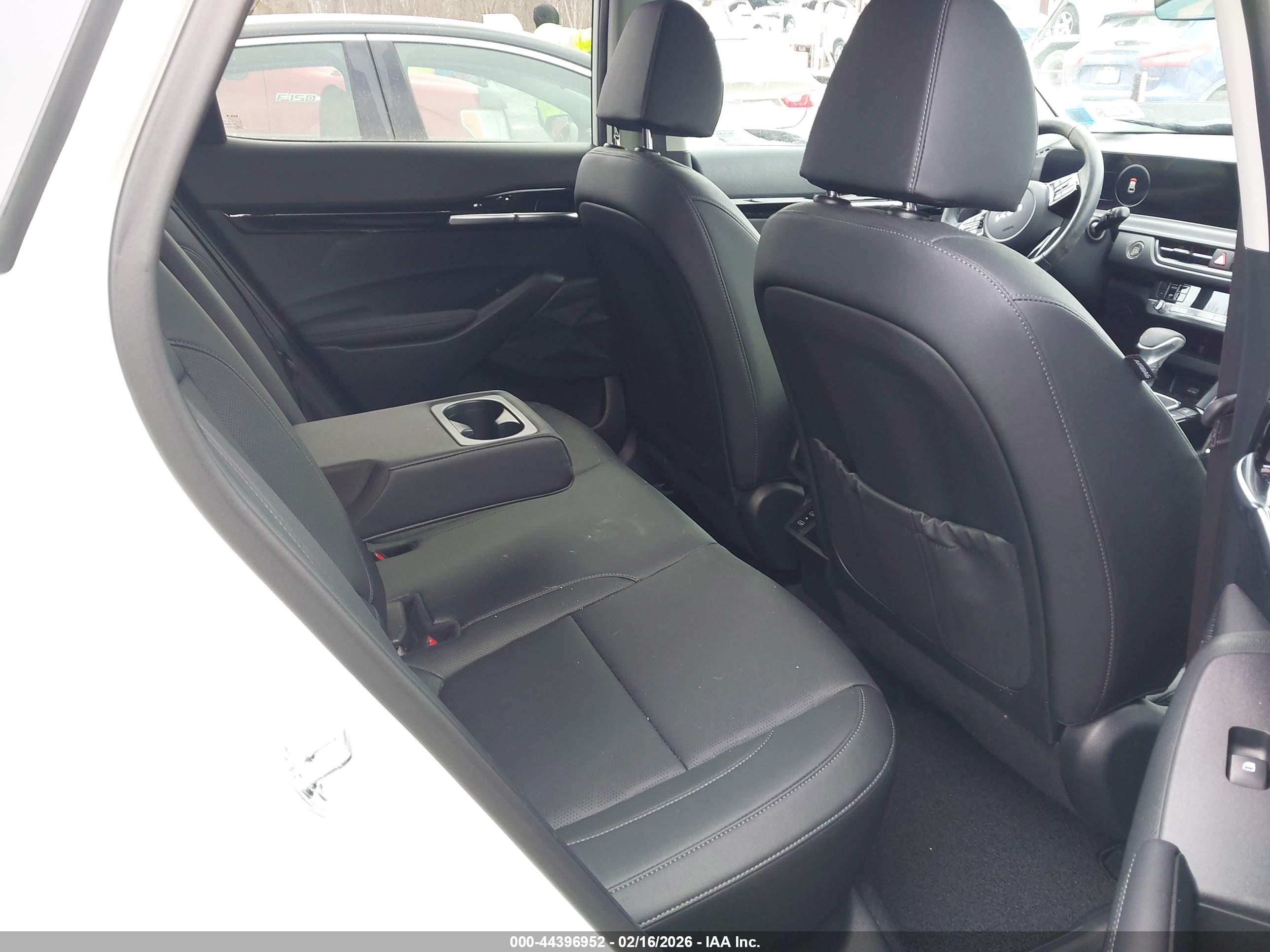 KIA SELTOS image 8