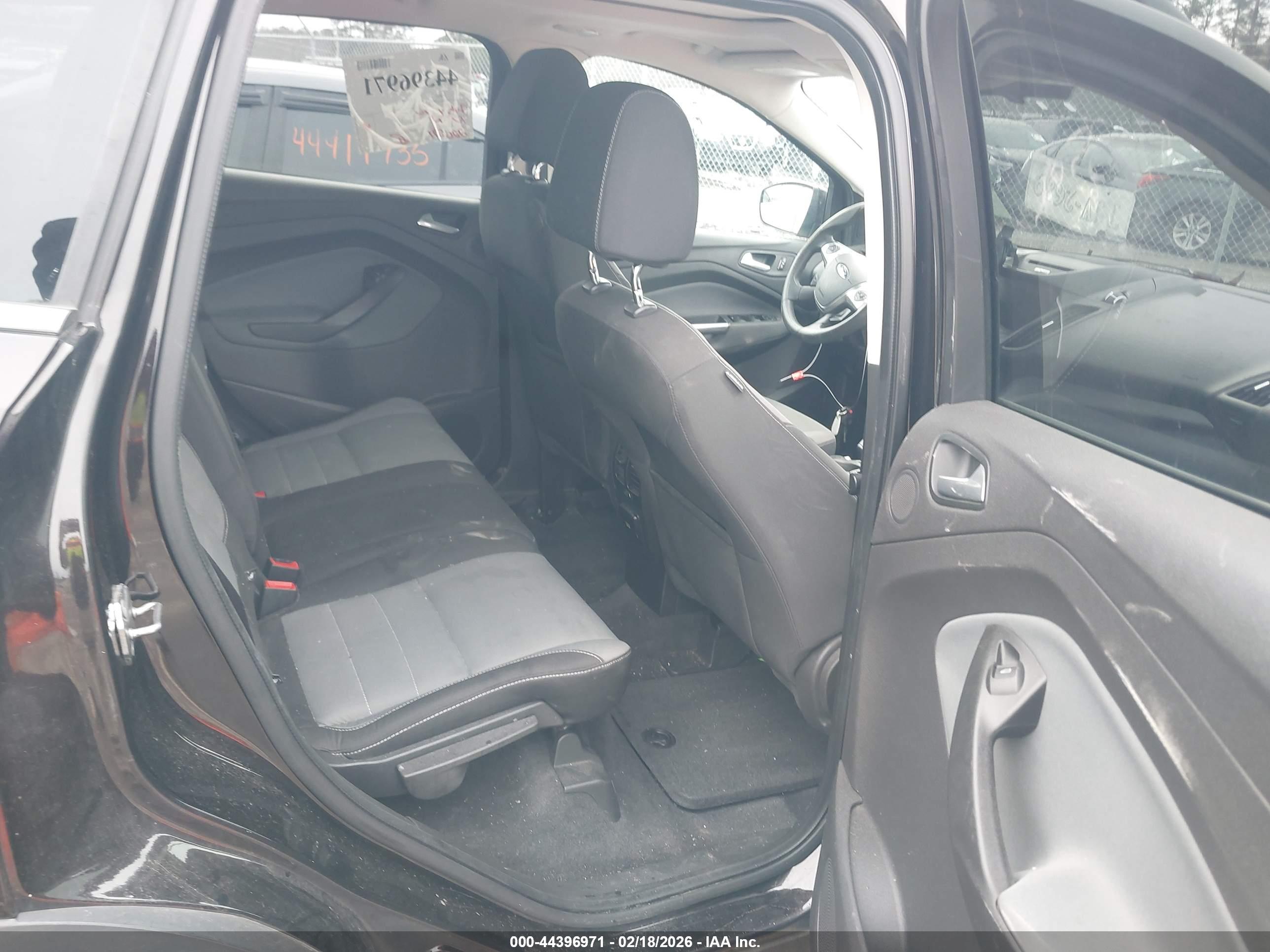 FORD ESCAPE image 8