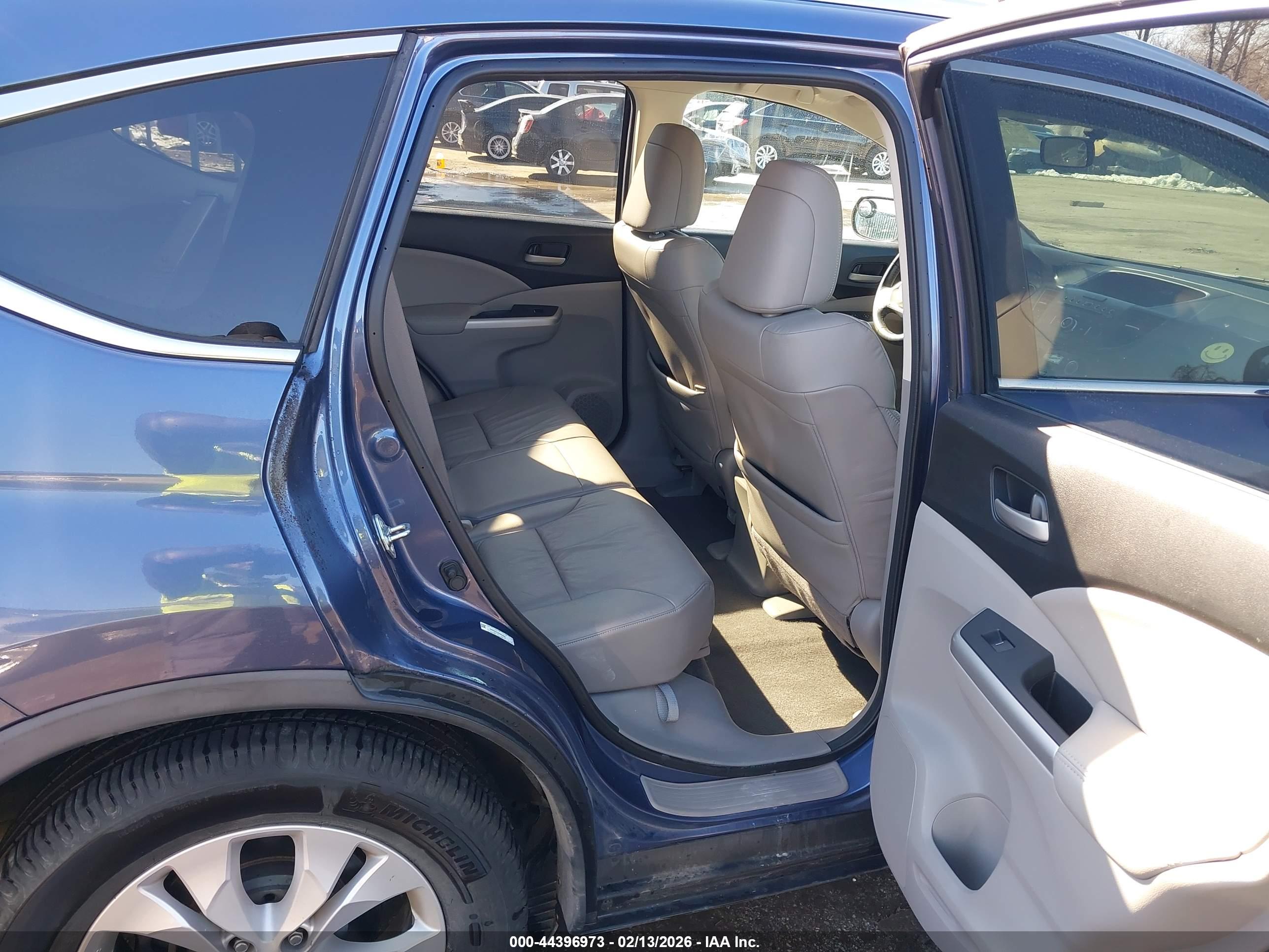 HONDA CR-V image 8