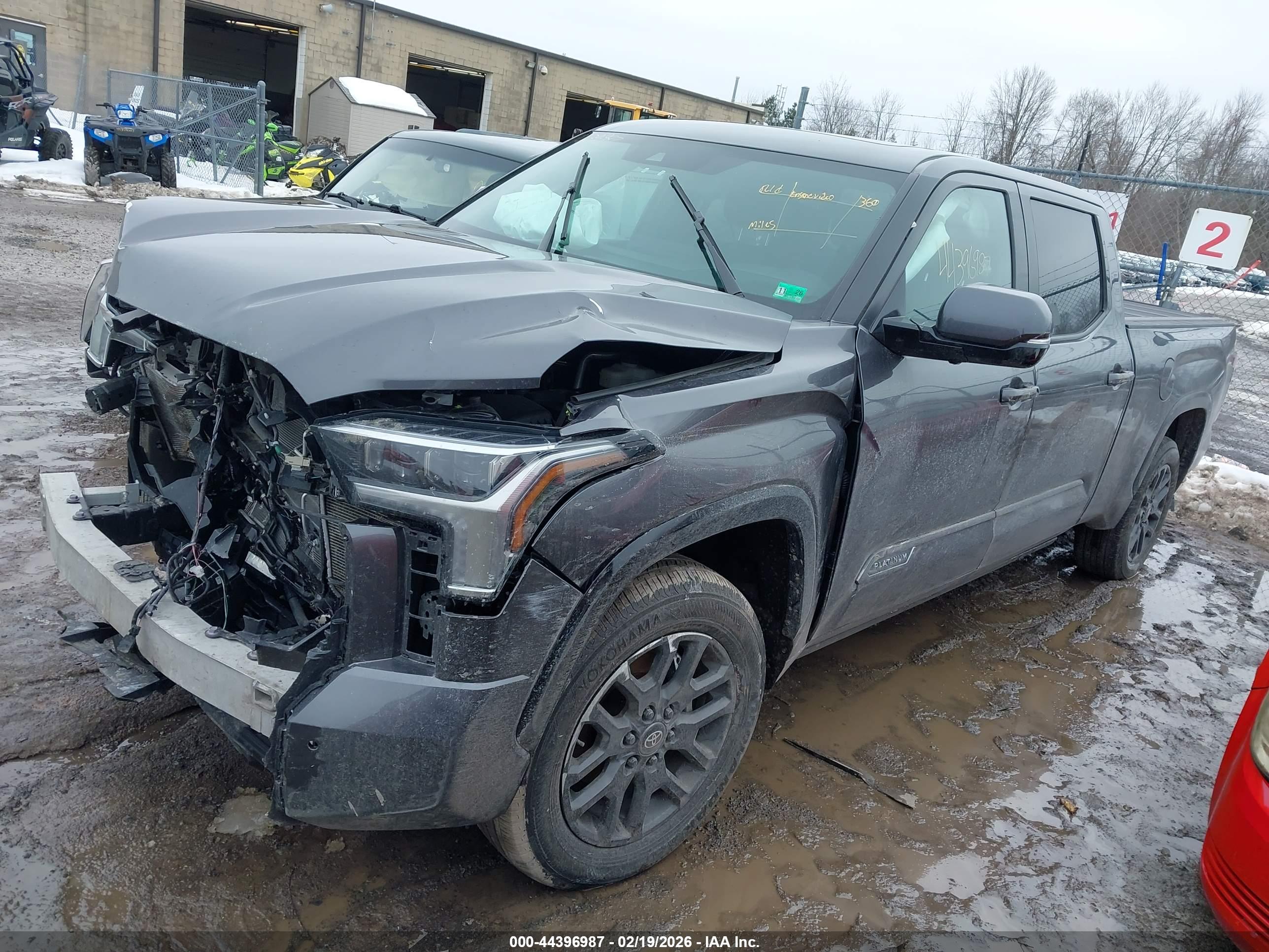 TOYOTA TUNDRA image 2
