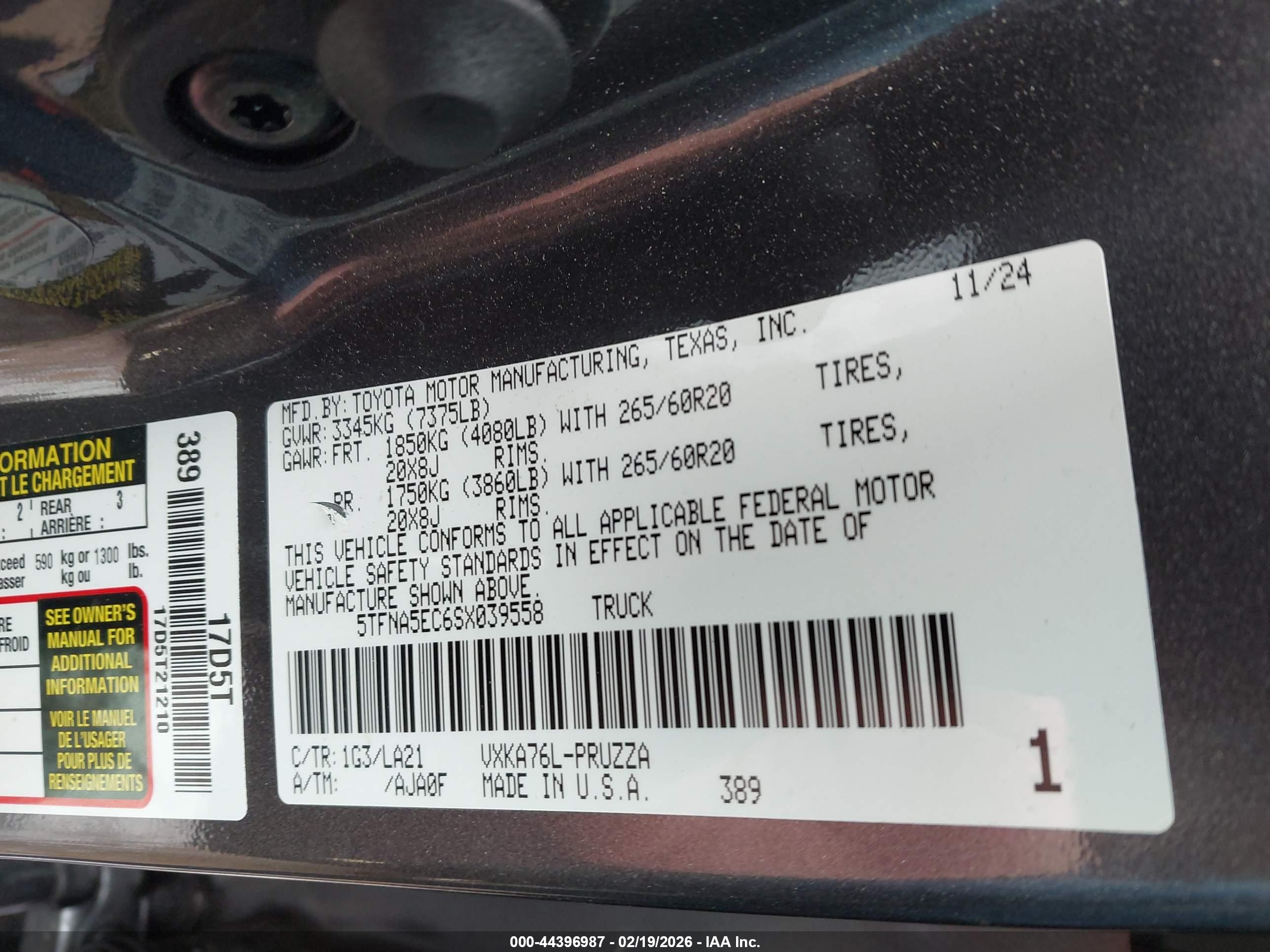 TOYOTA TUNDRA image 9