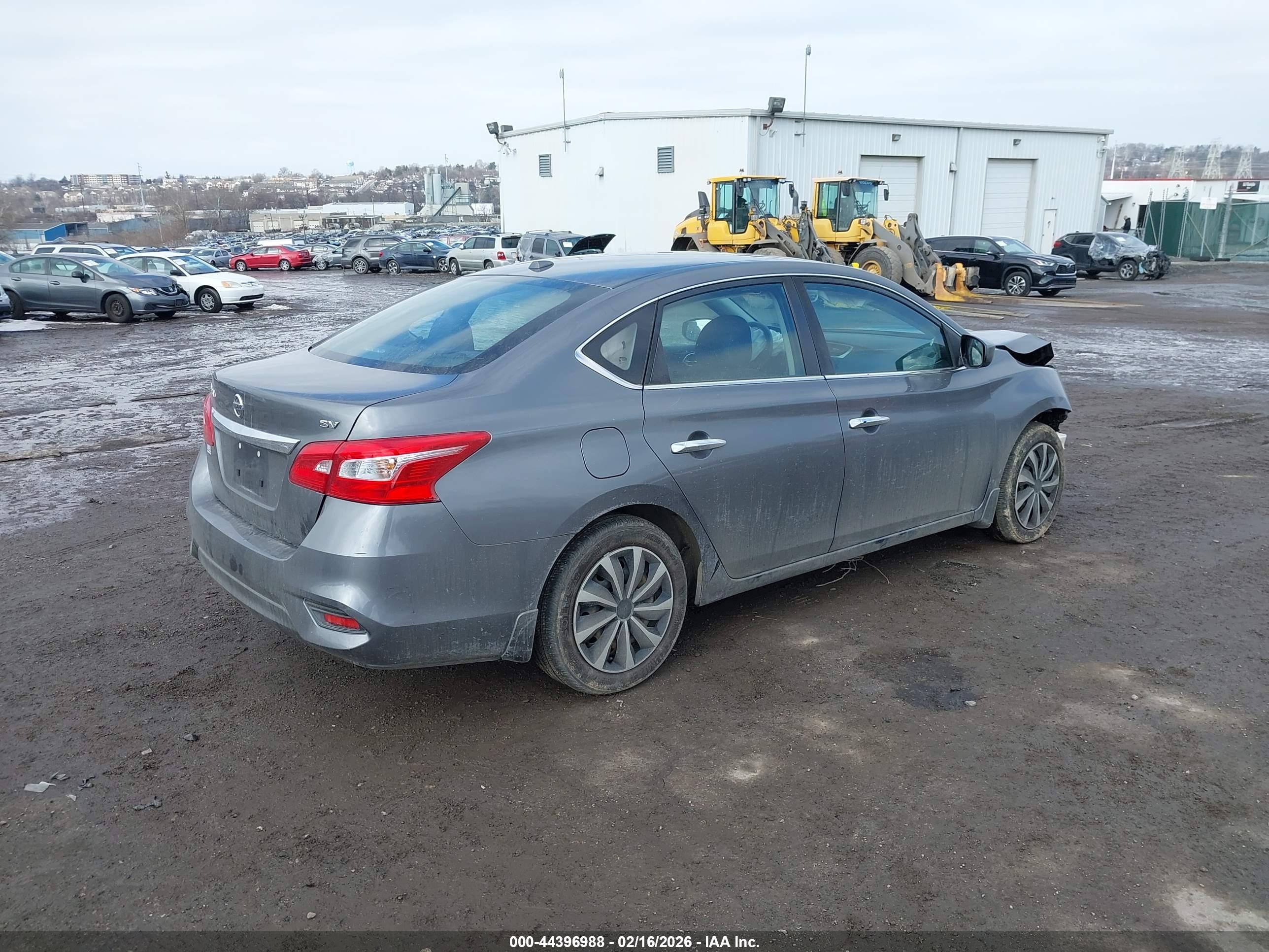 NISSAN SENTRA image 4