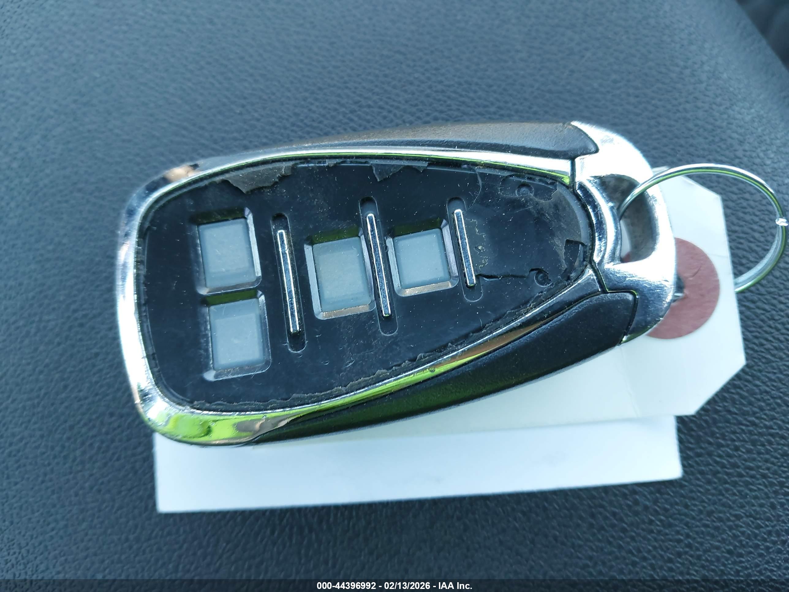 CHEVROLET EQUINOX image 11