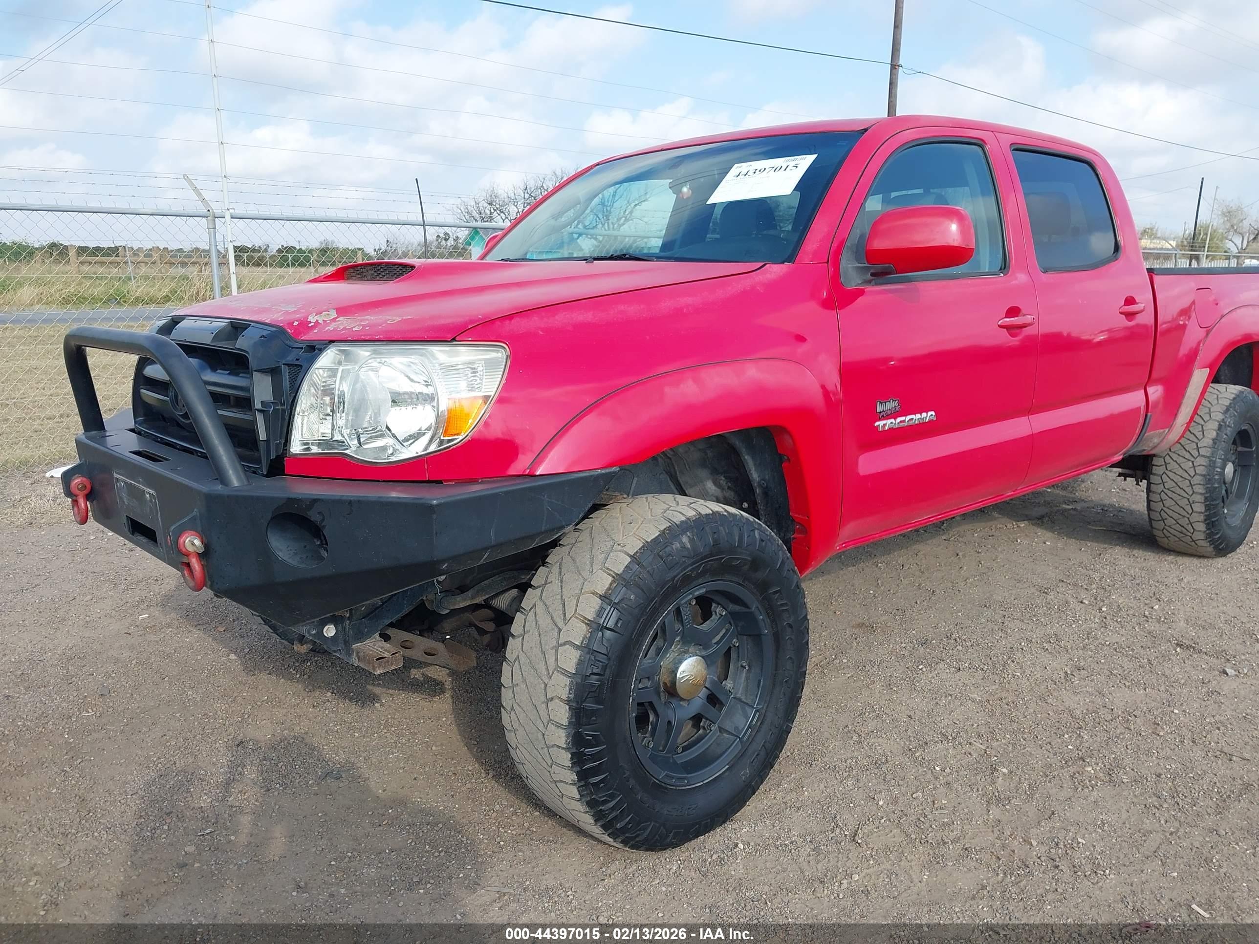 TOYOTA TACOMA image 6