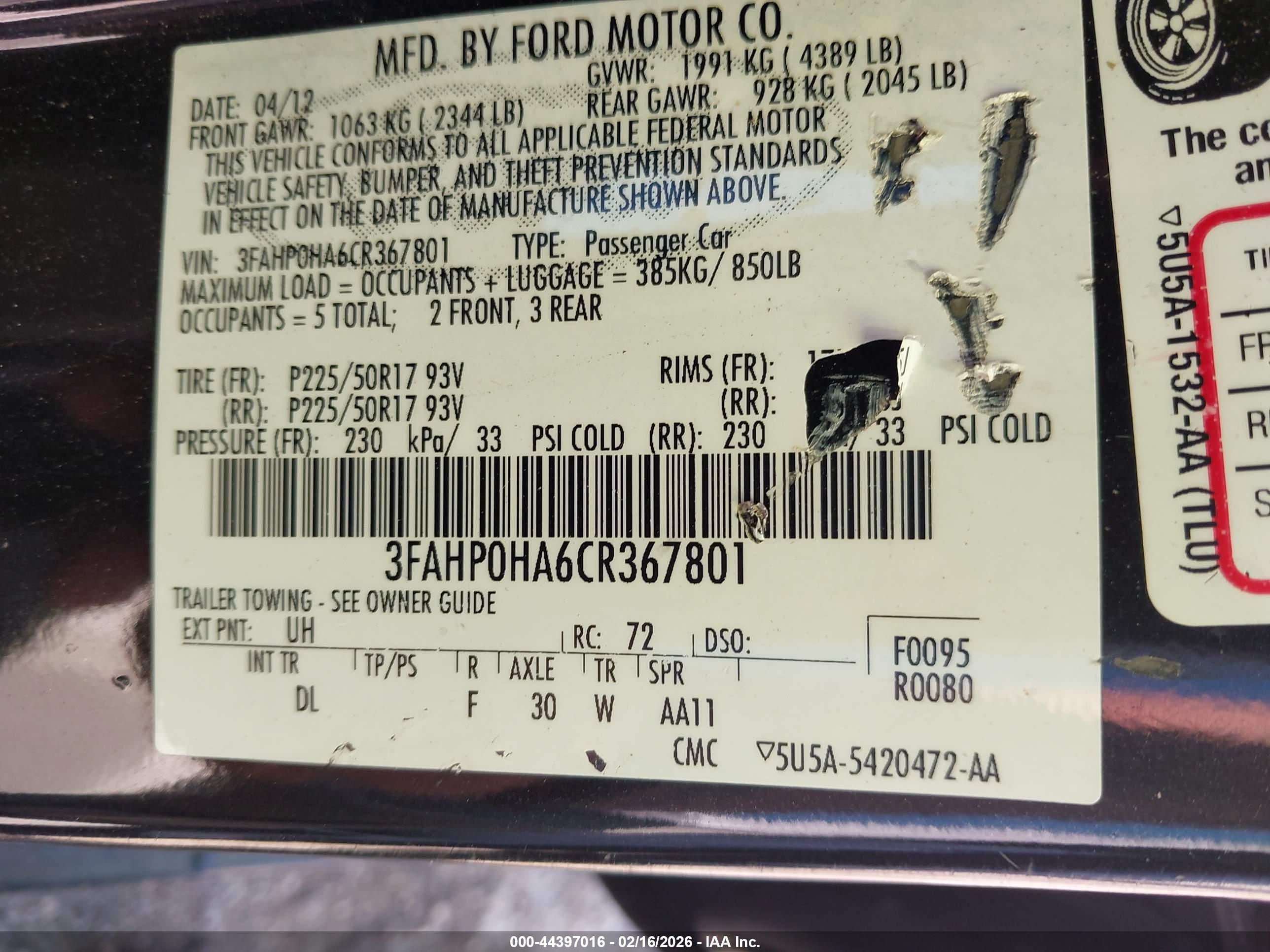 FORD FUSION image 9
