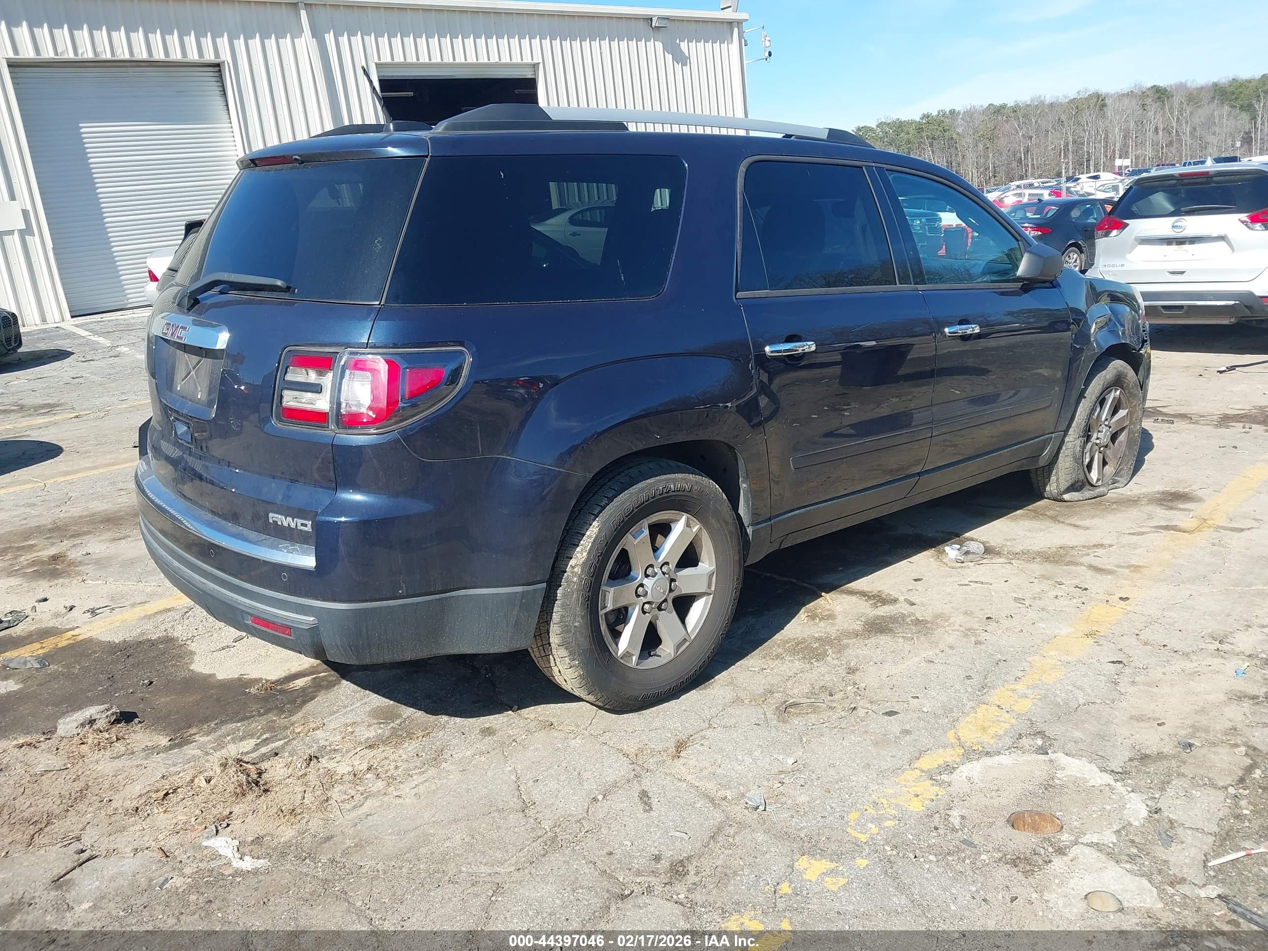 GMC ACADIA image 4