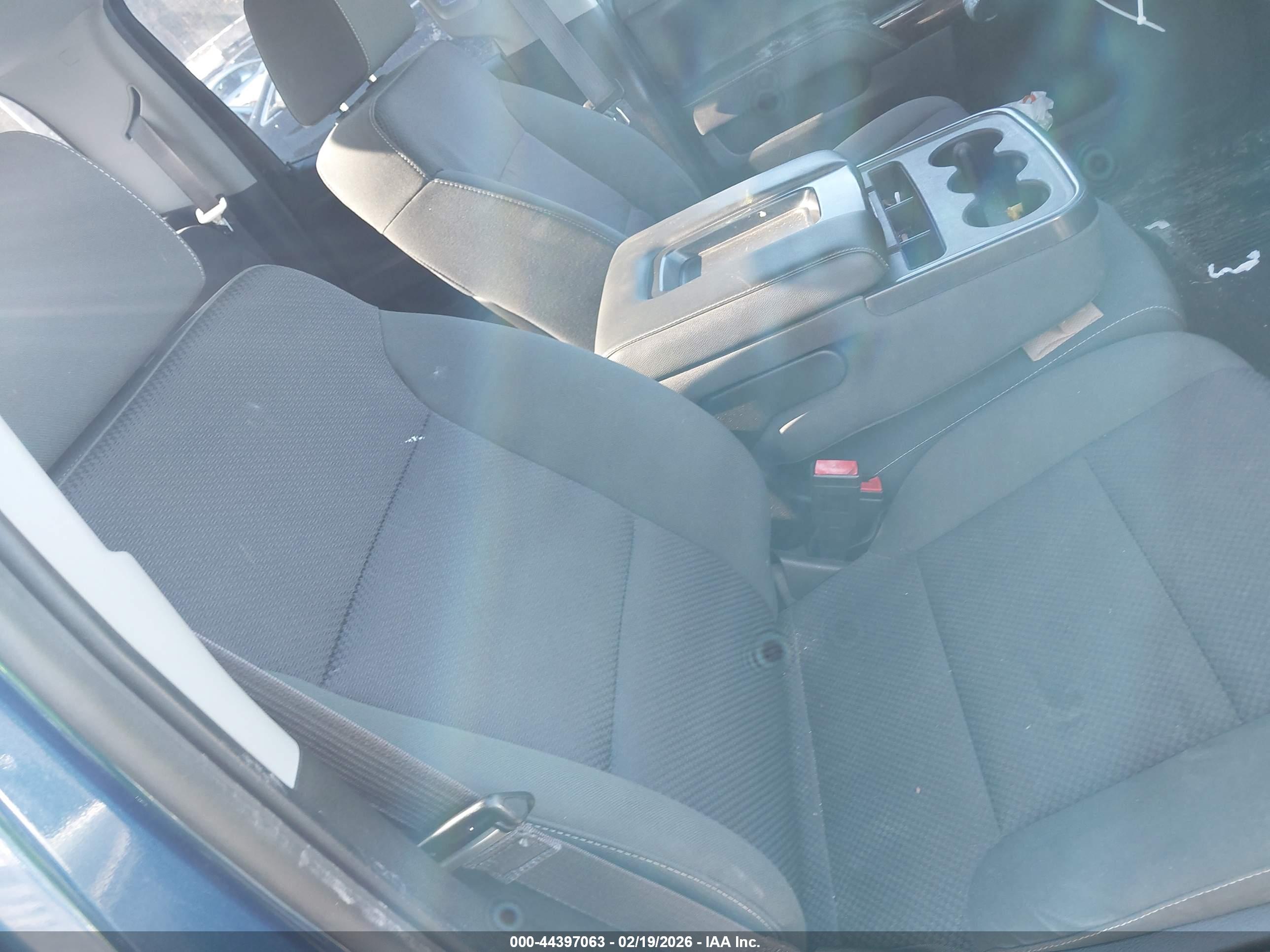 GMC SIERRA image 8