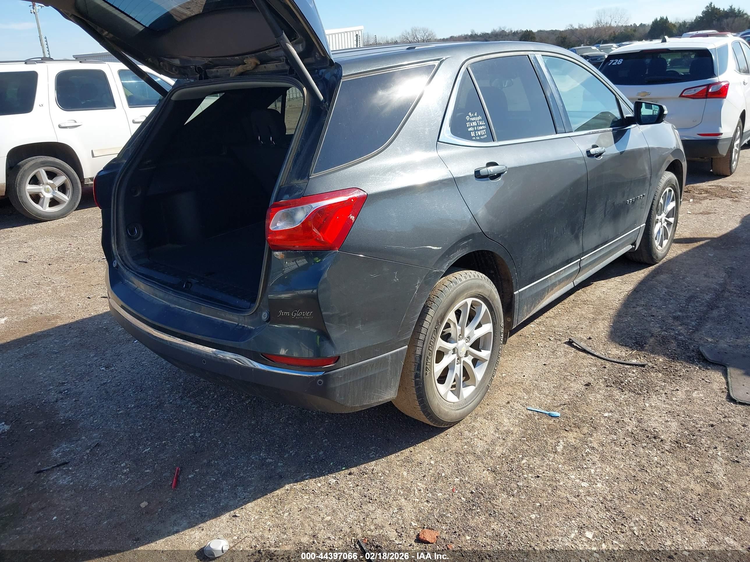 CHEVROLET EQUINOX image 4