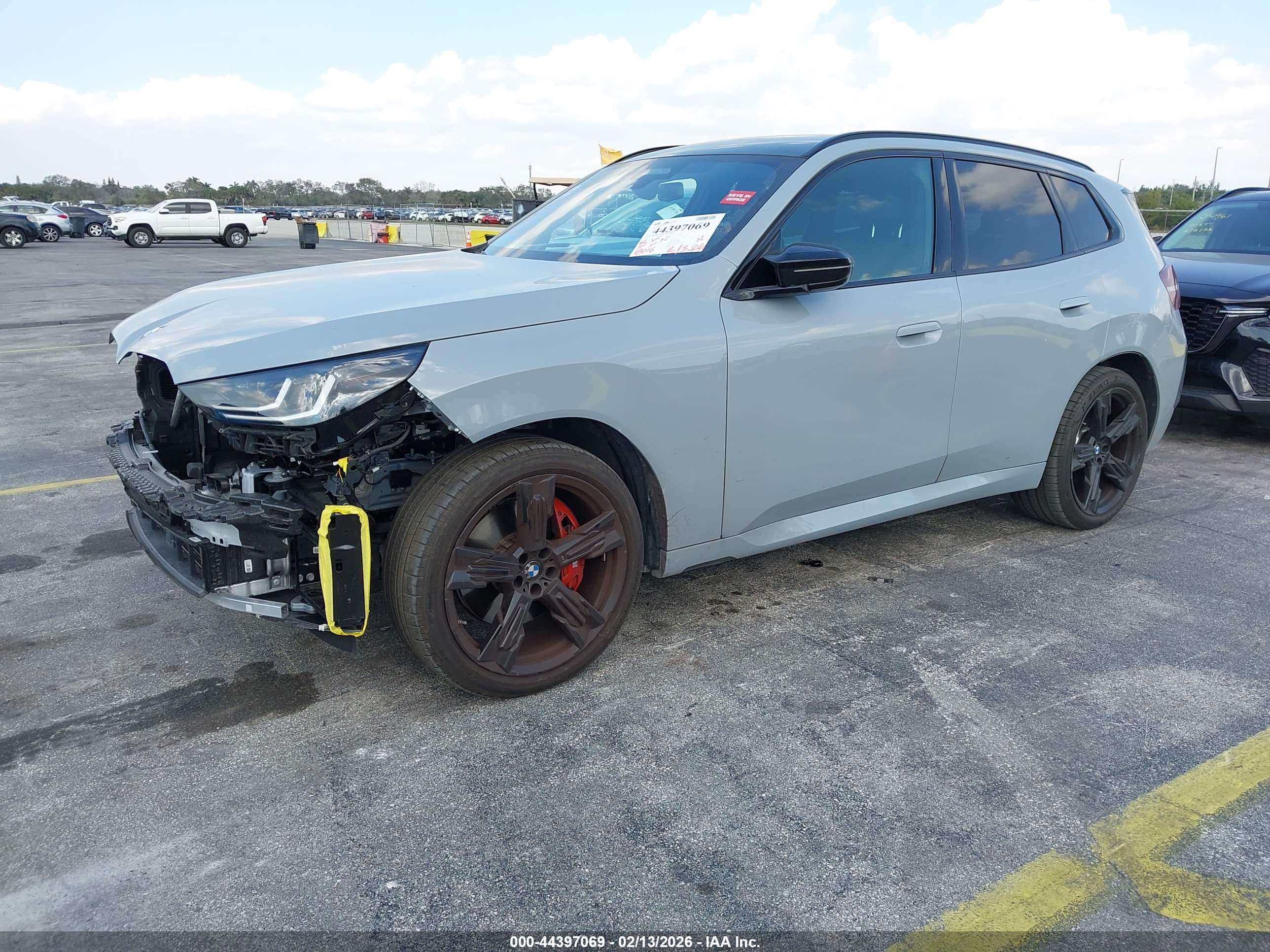 BMW X3 image 2