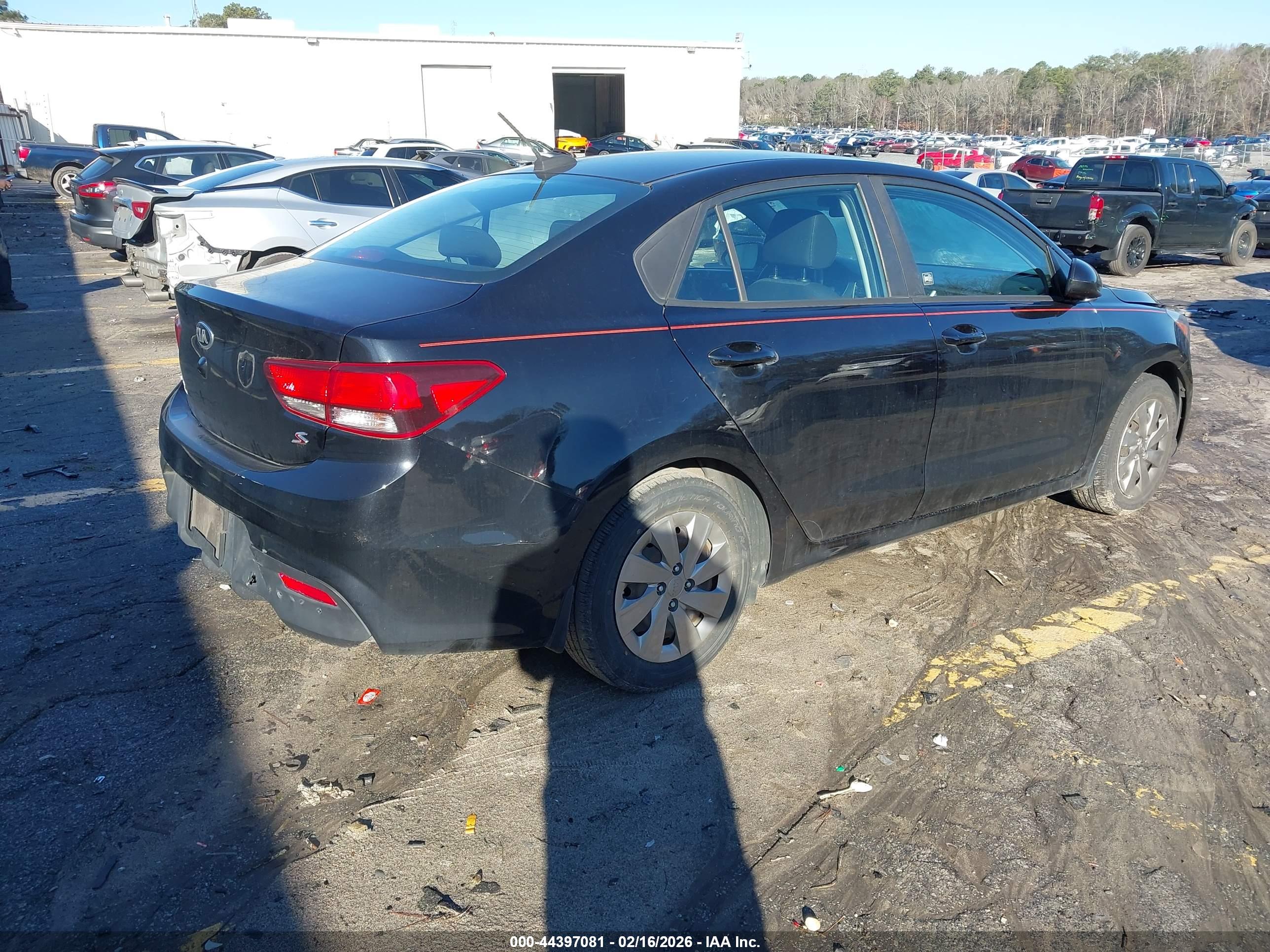 KIA RIO image 4