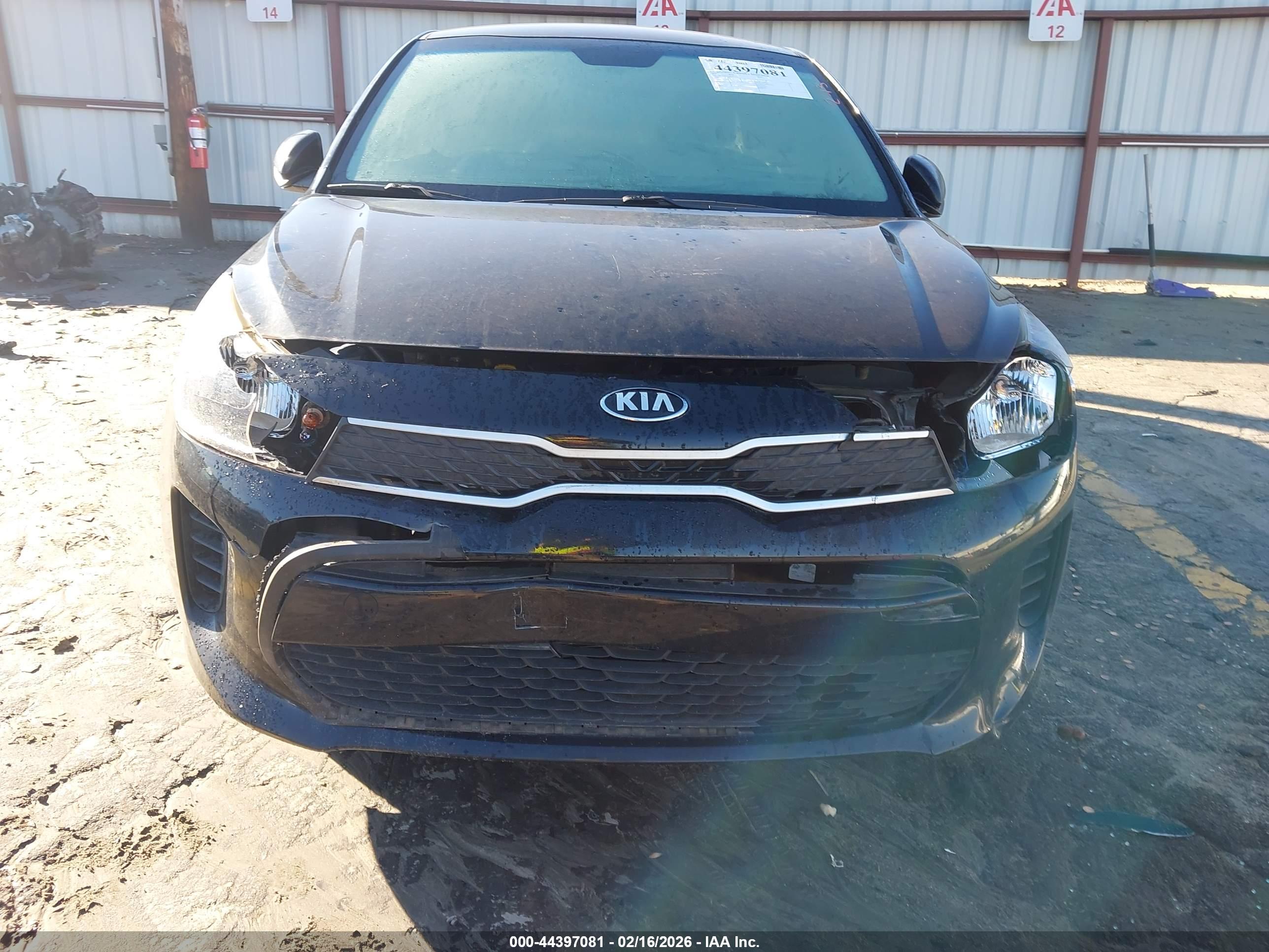 KIA RIO image 6