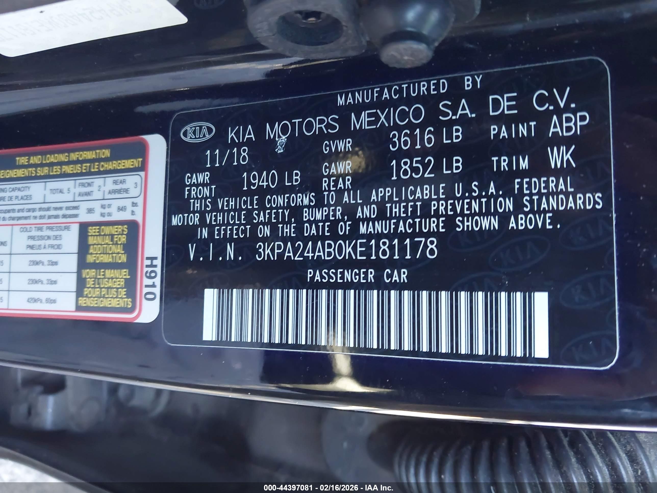 KIA RIO image 9