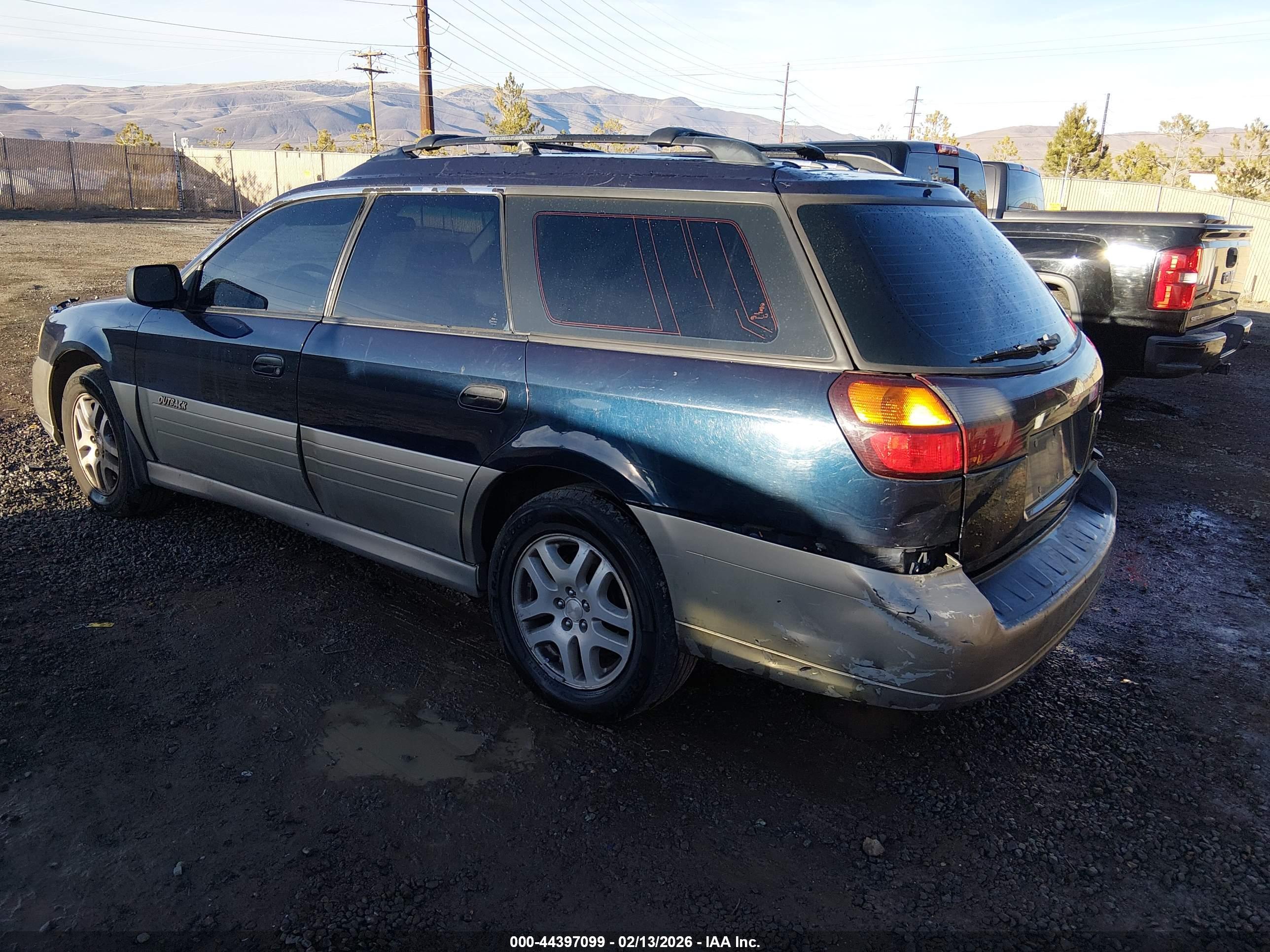SUBARU OUTBACK image 3