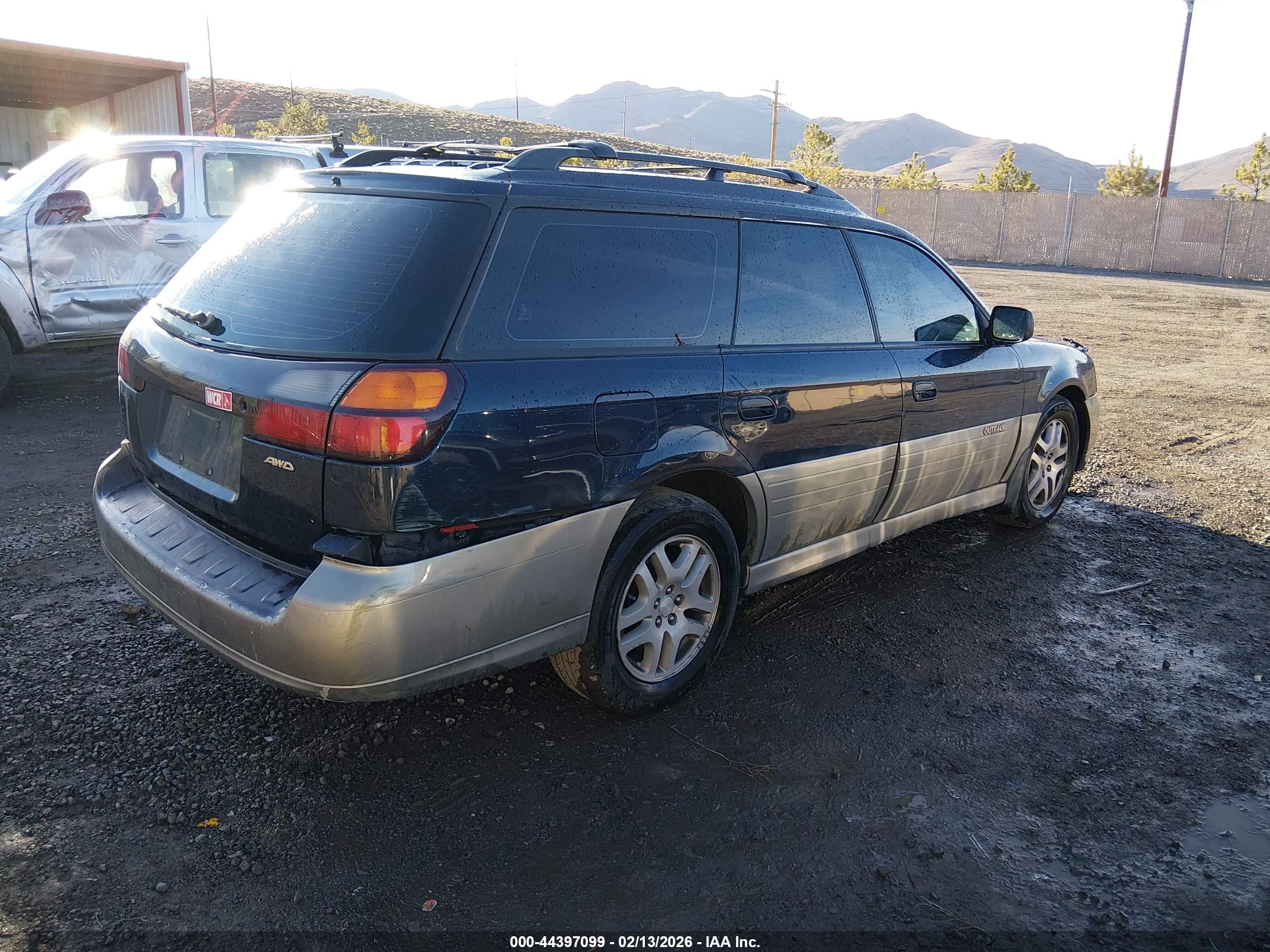 SUBARU OUTBACK image 4