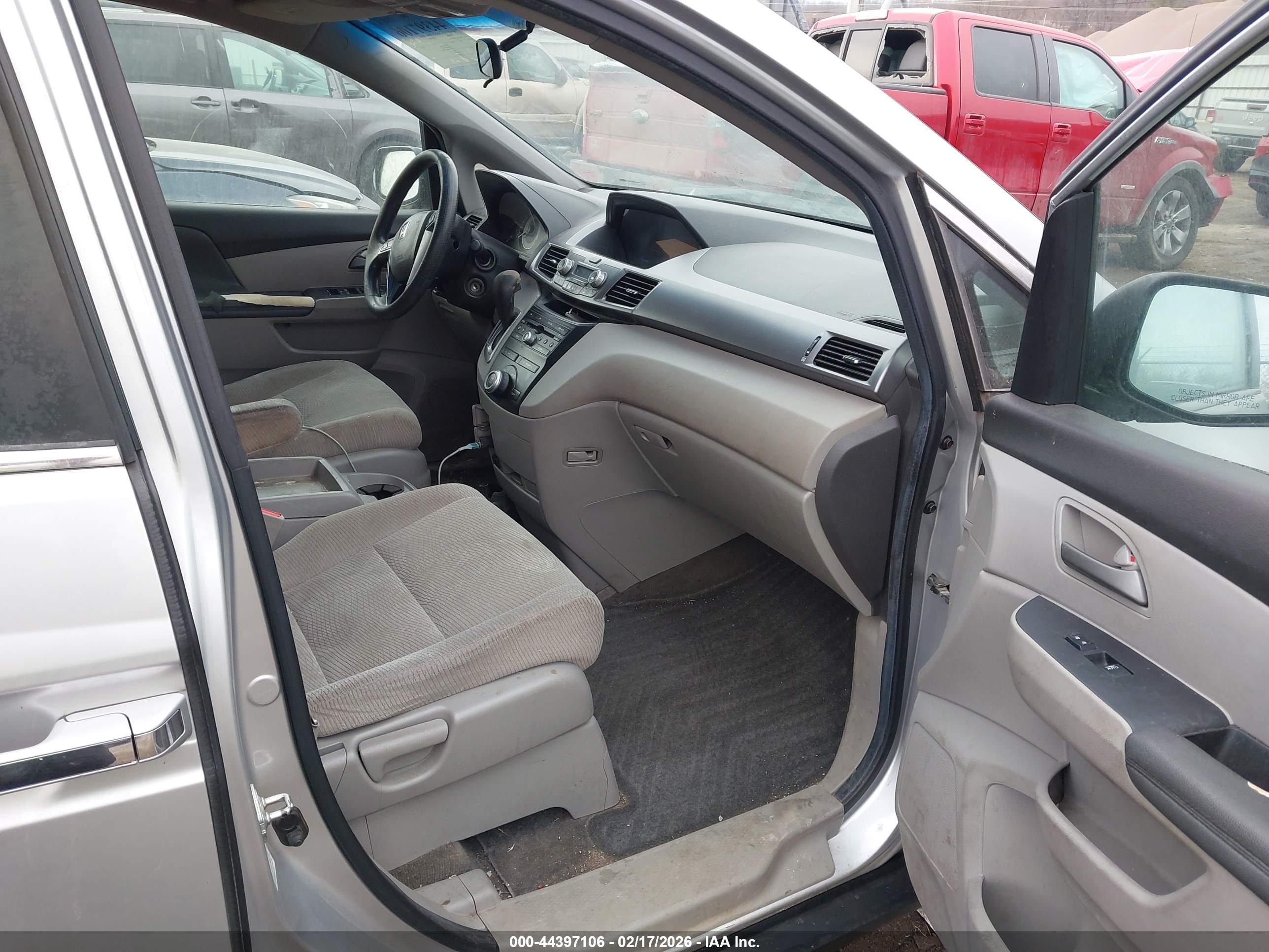 HONDA ODYSSEY image 5