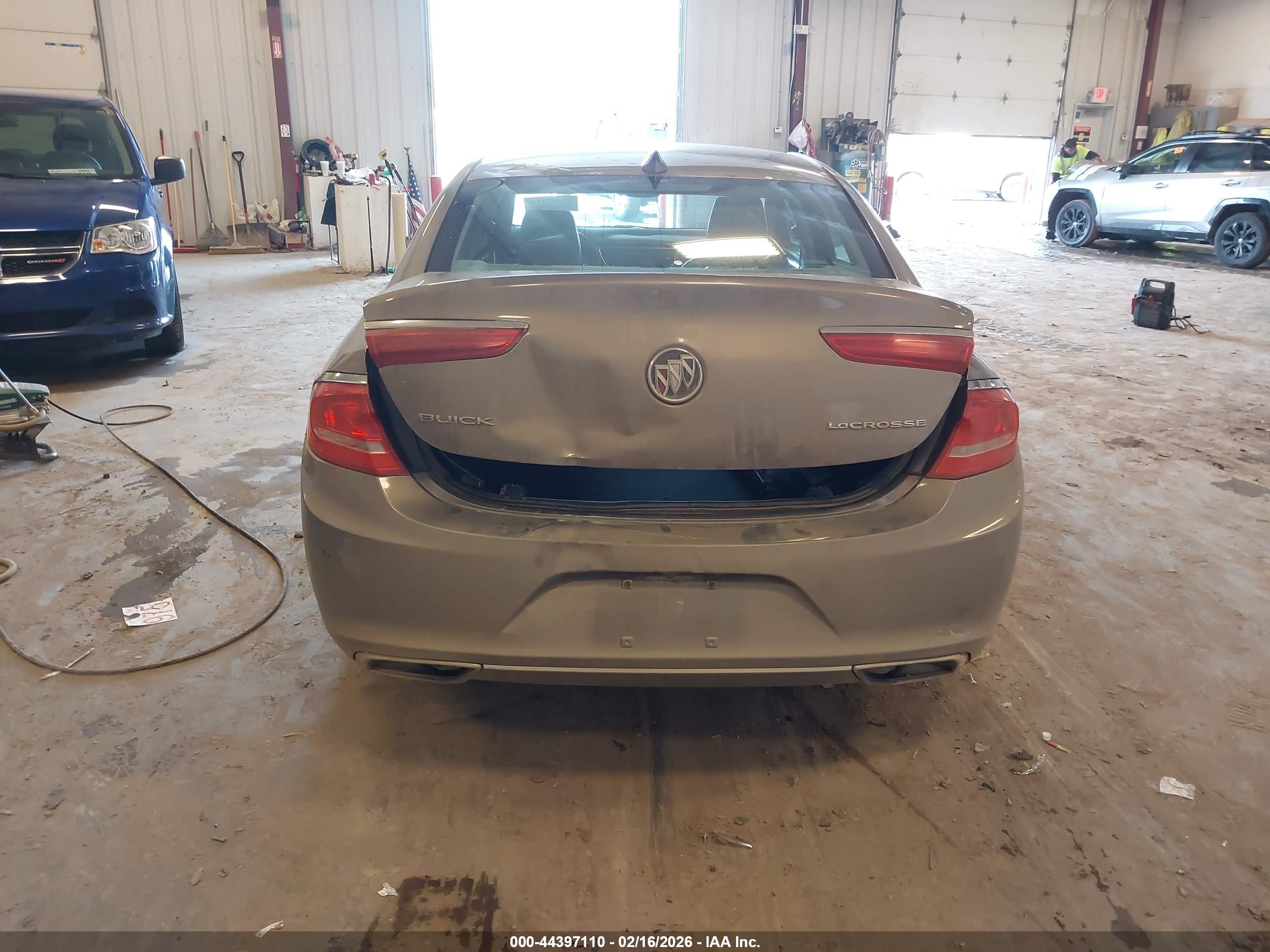 BUICK LACROSSE image 6