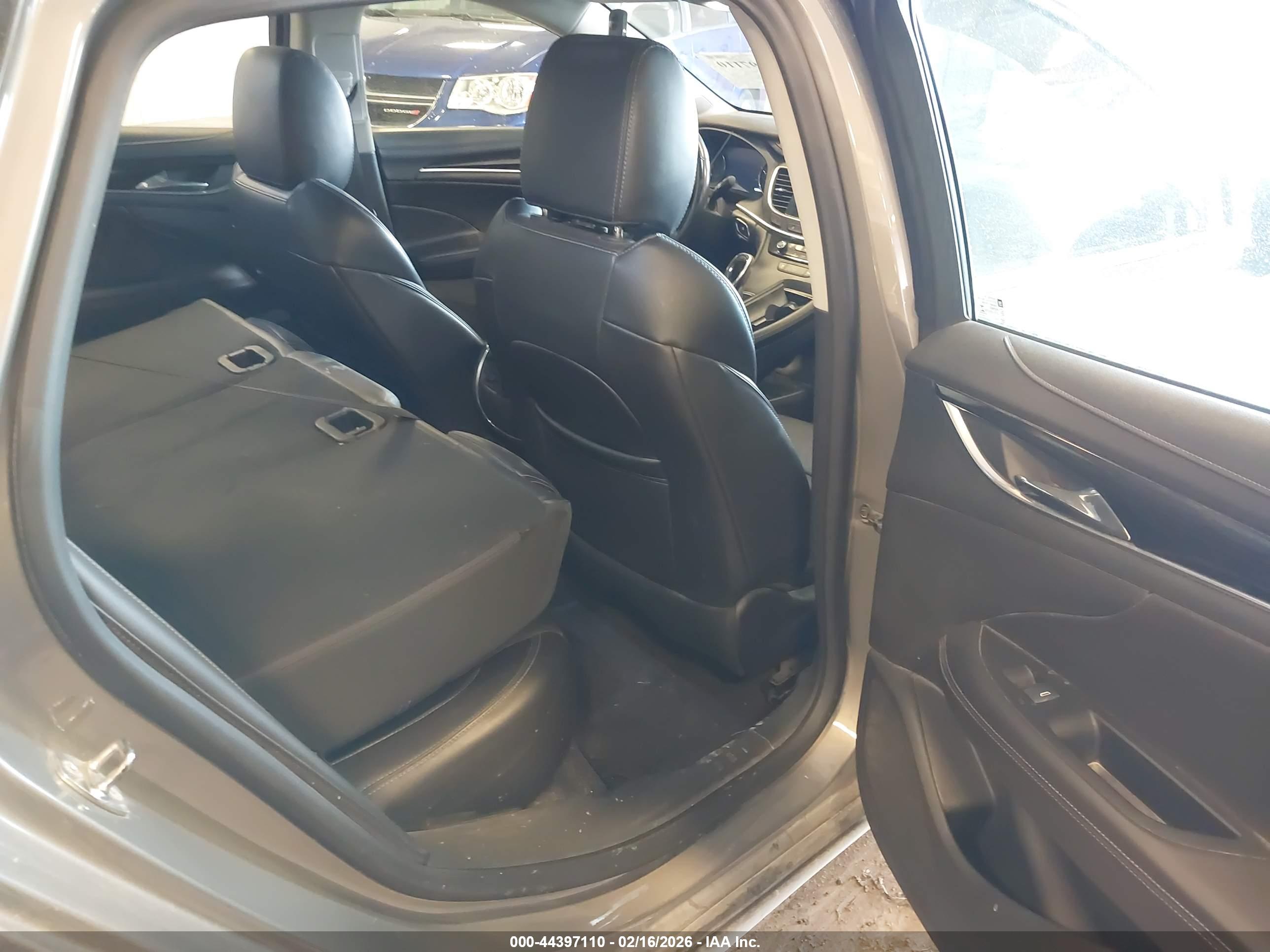 BUICK LACROSSE image 8