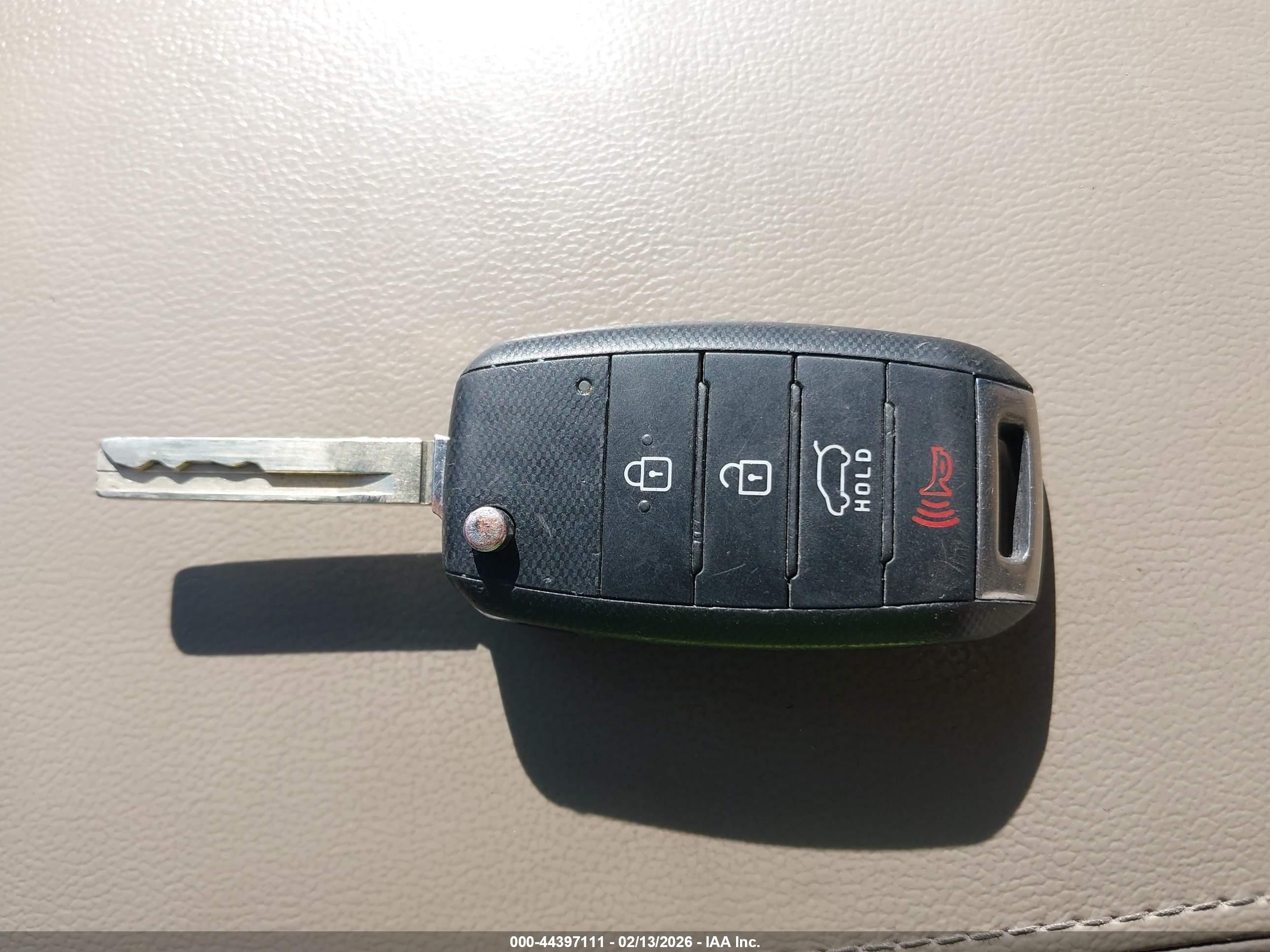KIA SORENTO image 11