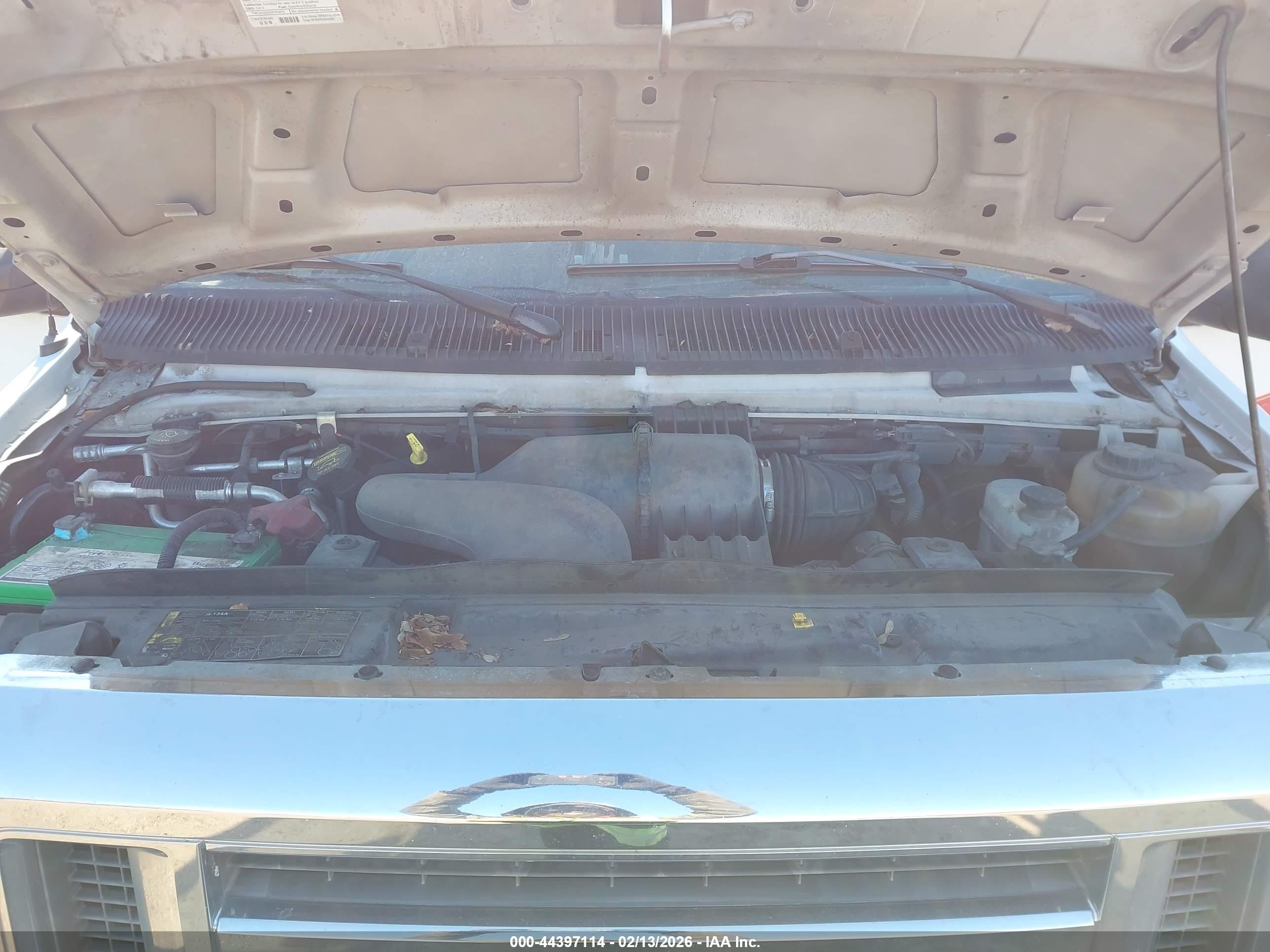 FORD E-350 image 10