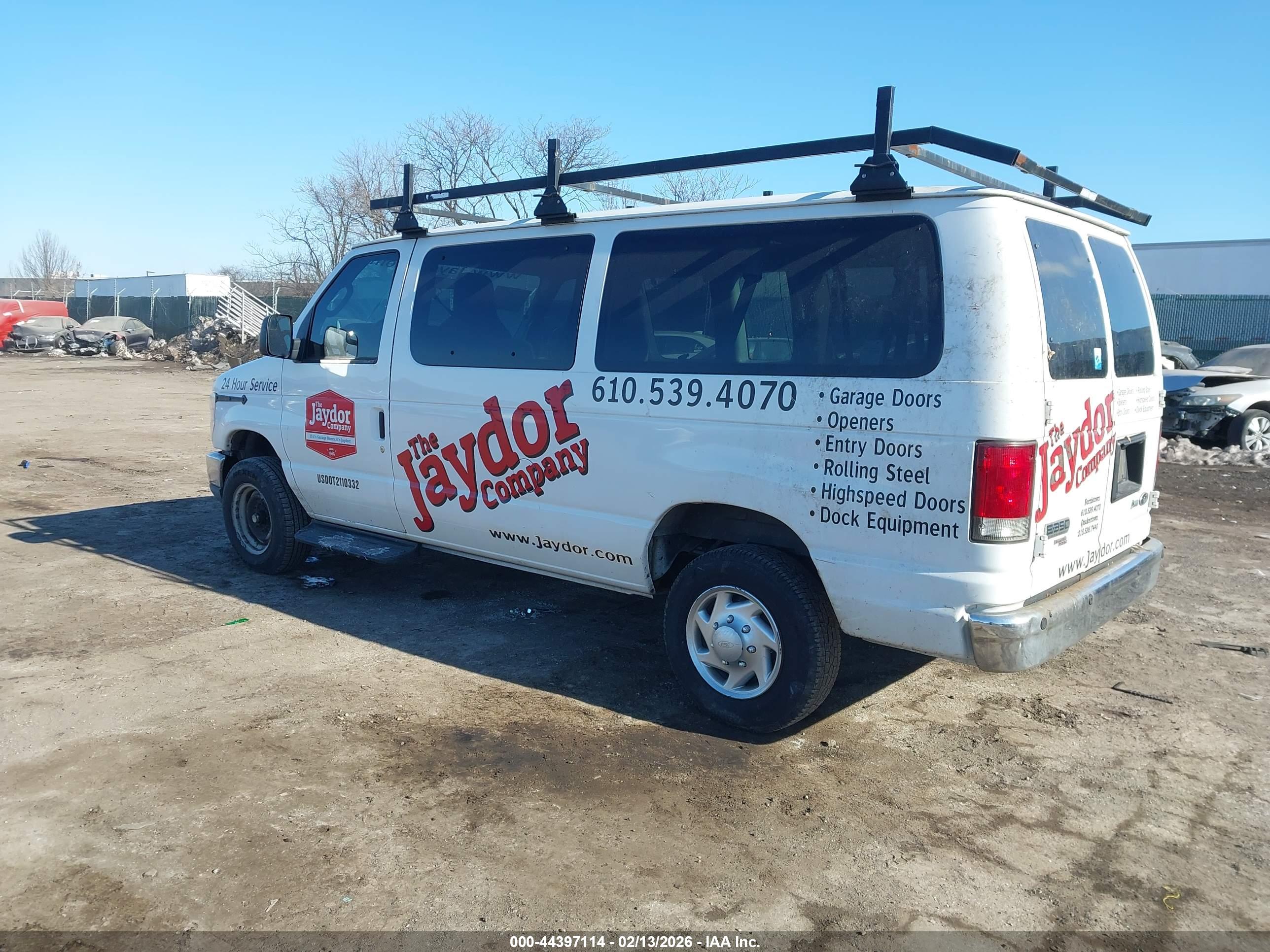 FORD E-350 image 3