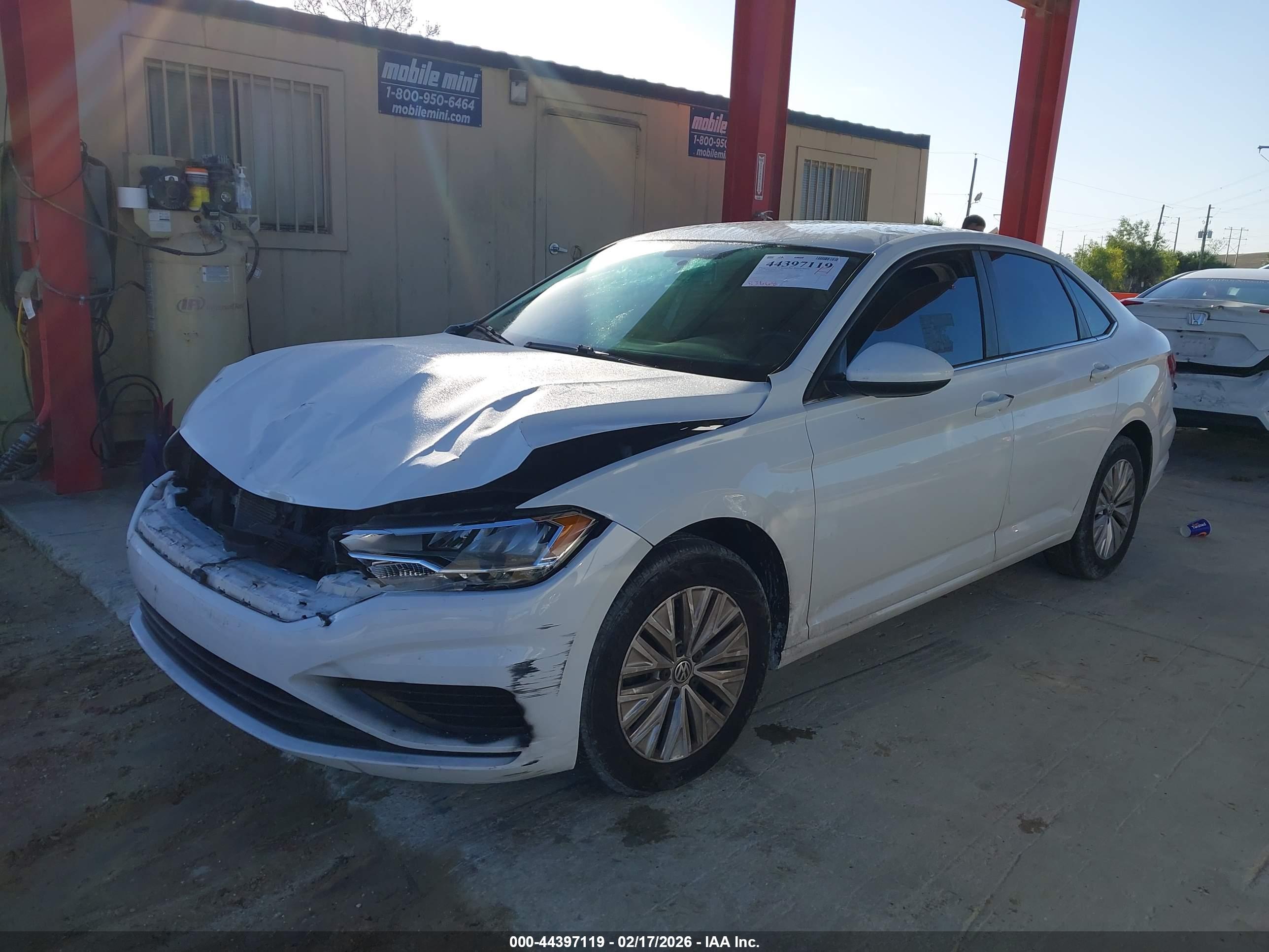 VOLKSWAGEN JETTA image 2