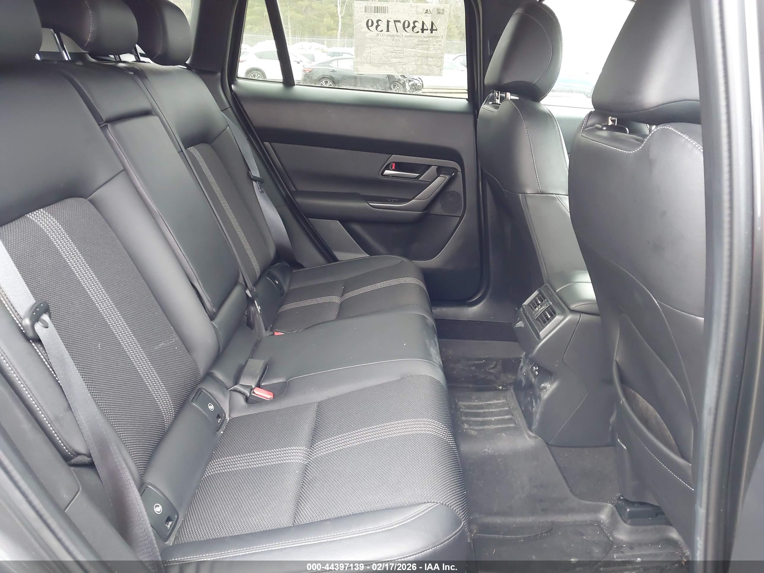MAZDA CX-50 image 8