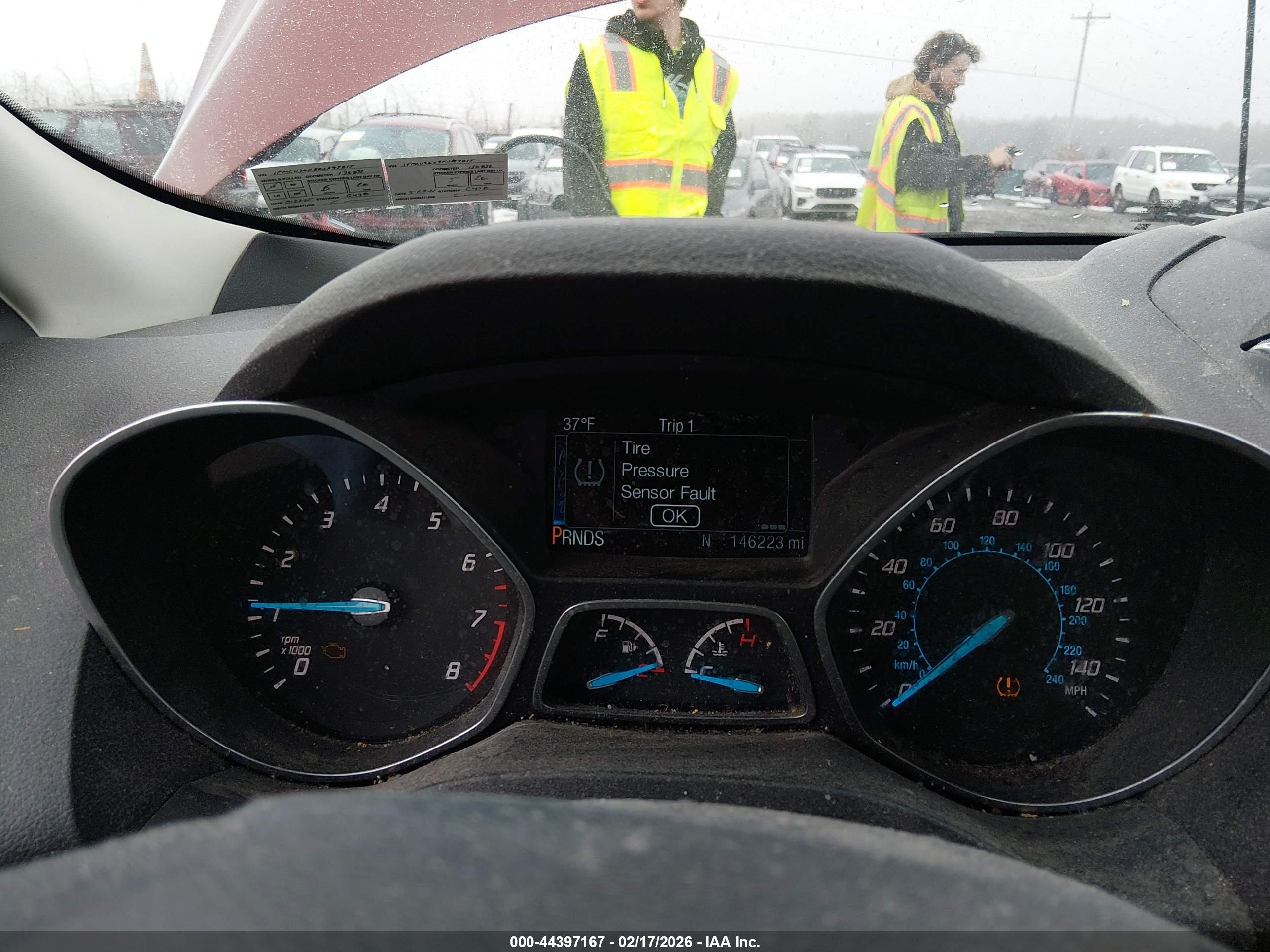 FORD ESCAPE image 7