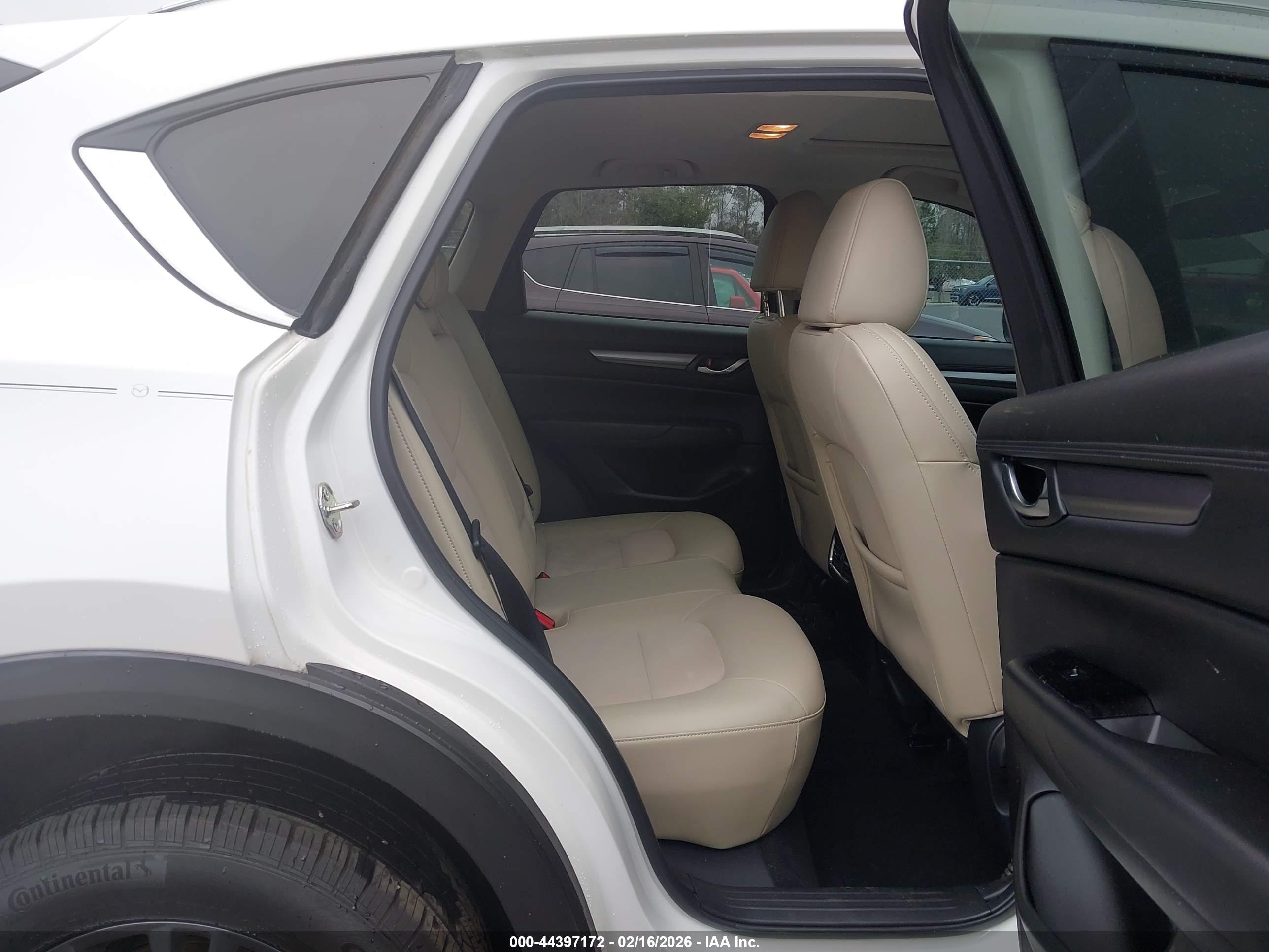 MAZDA CX-5 image 8