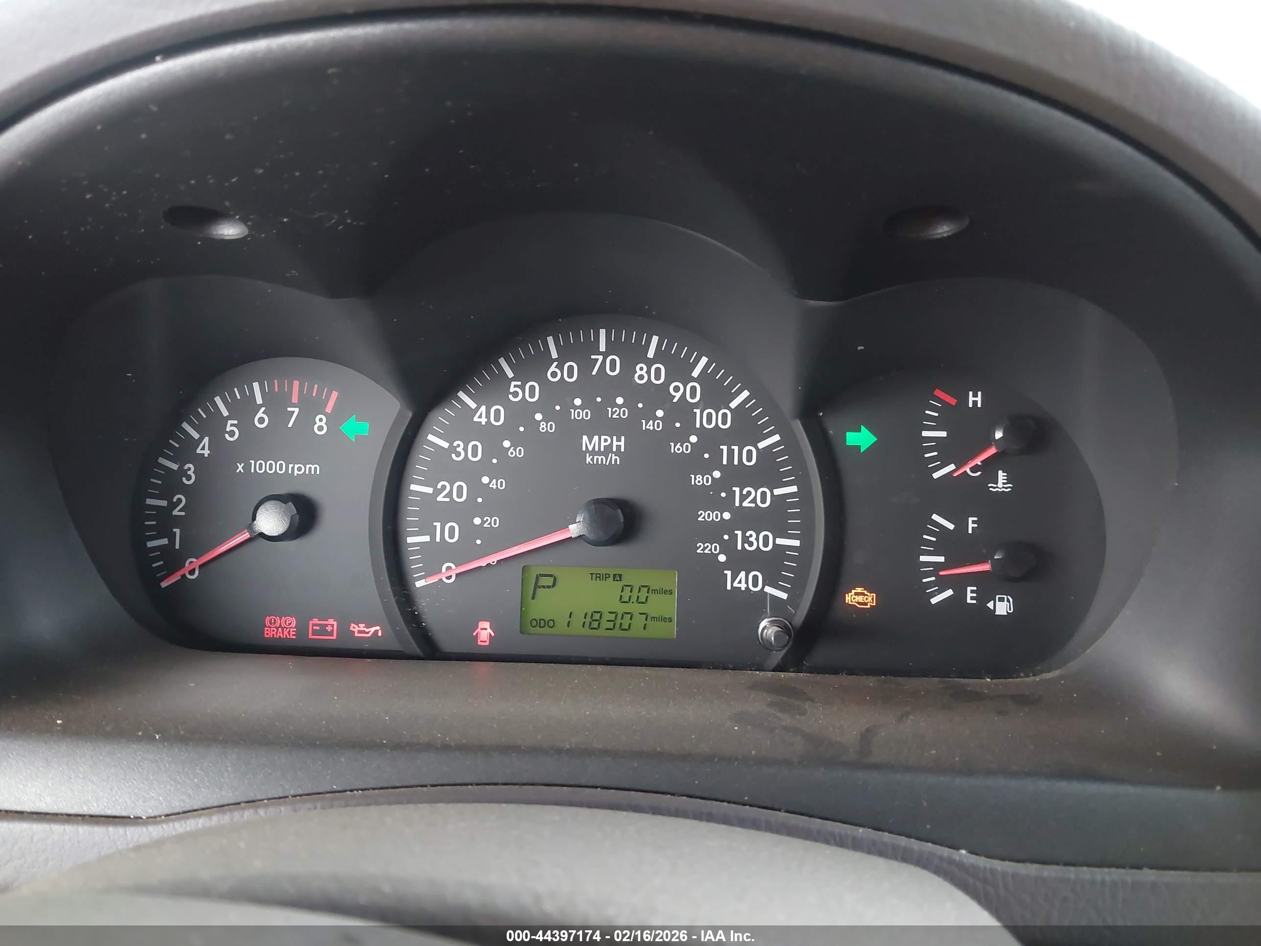 KIA SPECTRA image 7
