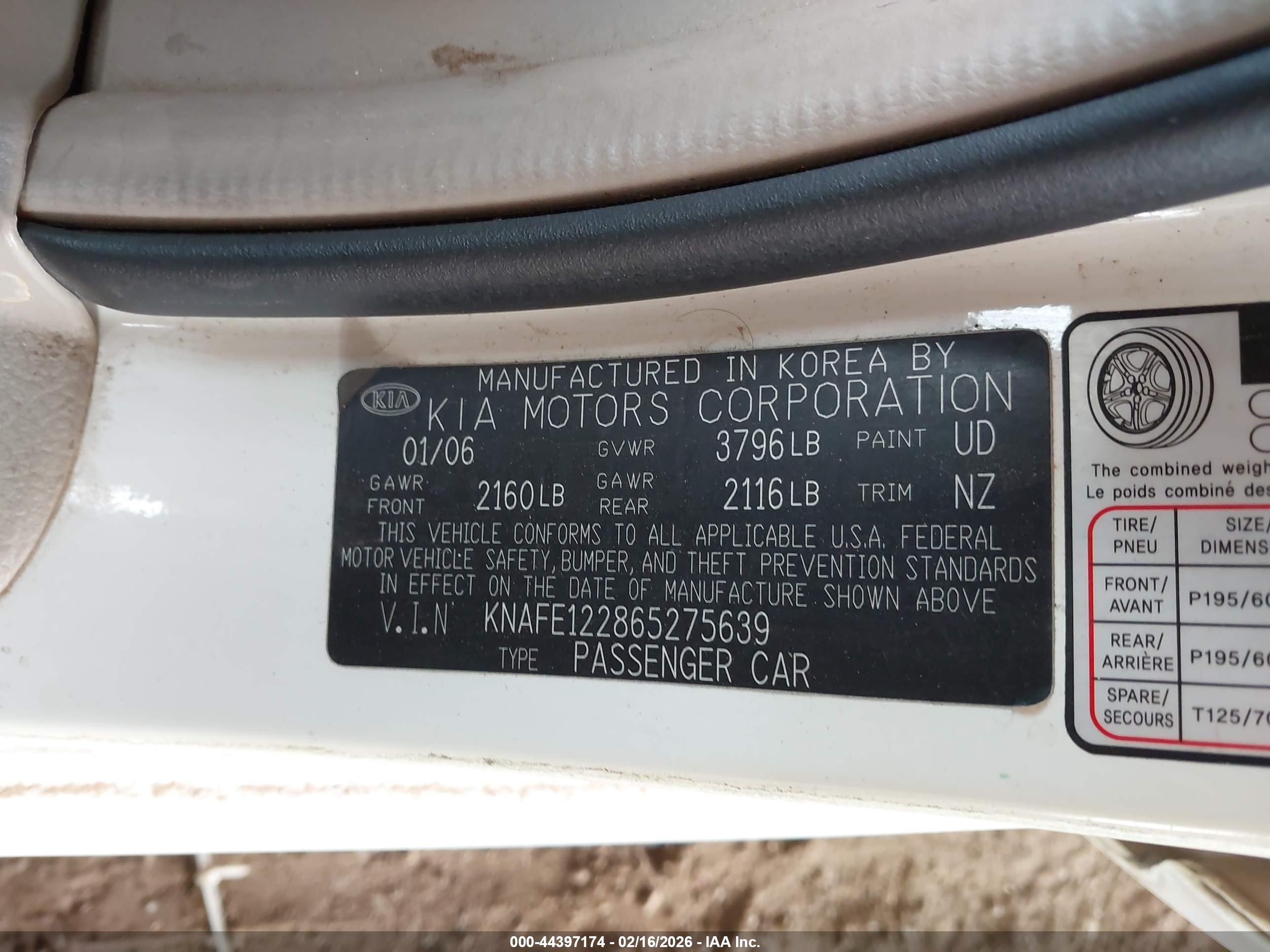 KIA SPECTRA image 9