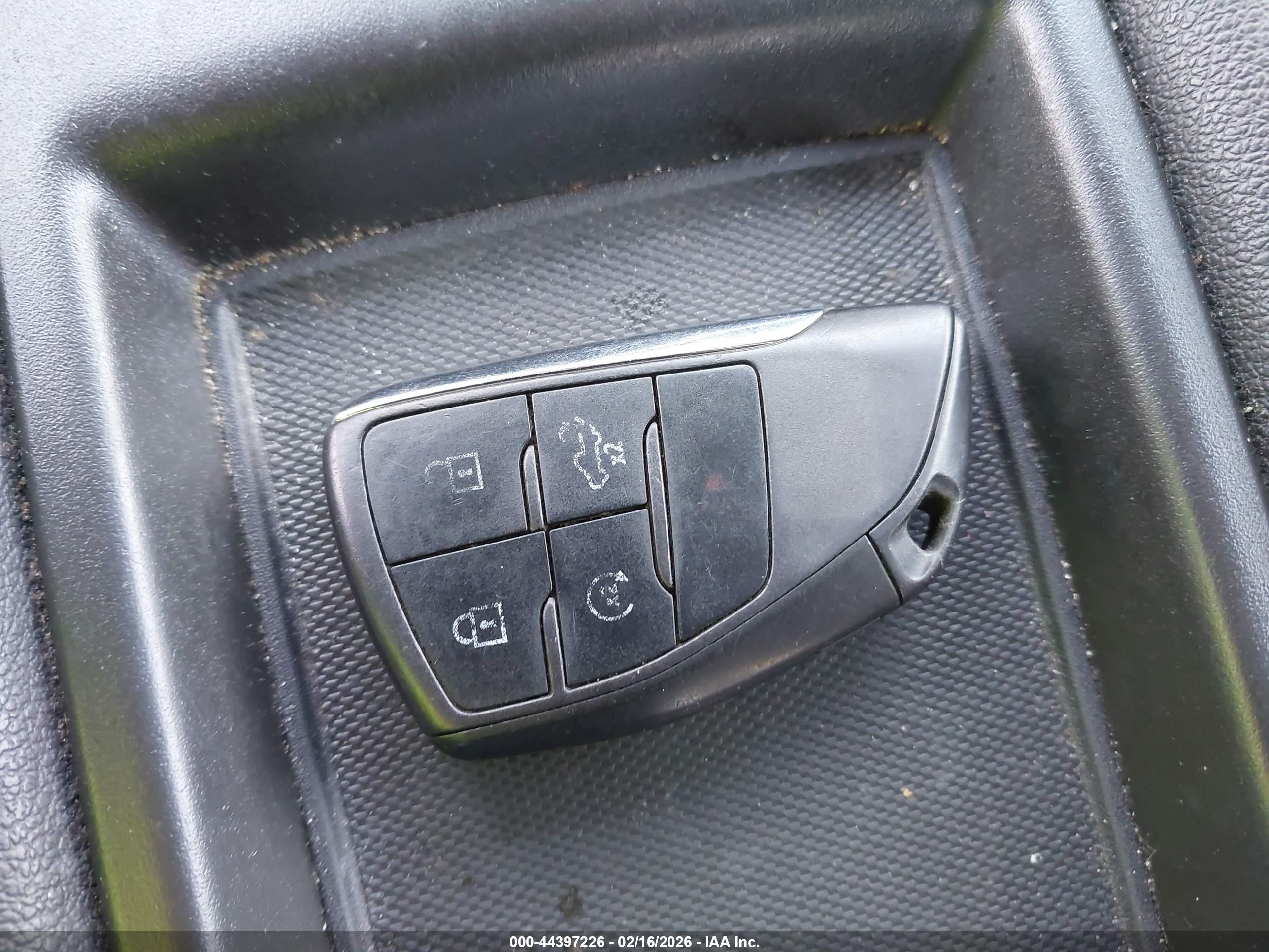 GMC SIERRA image 11