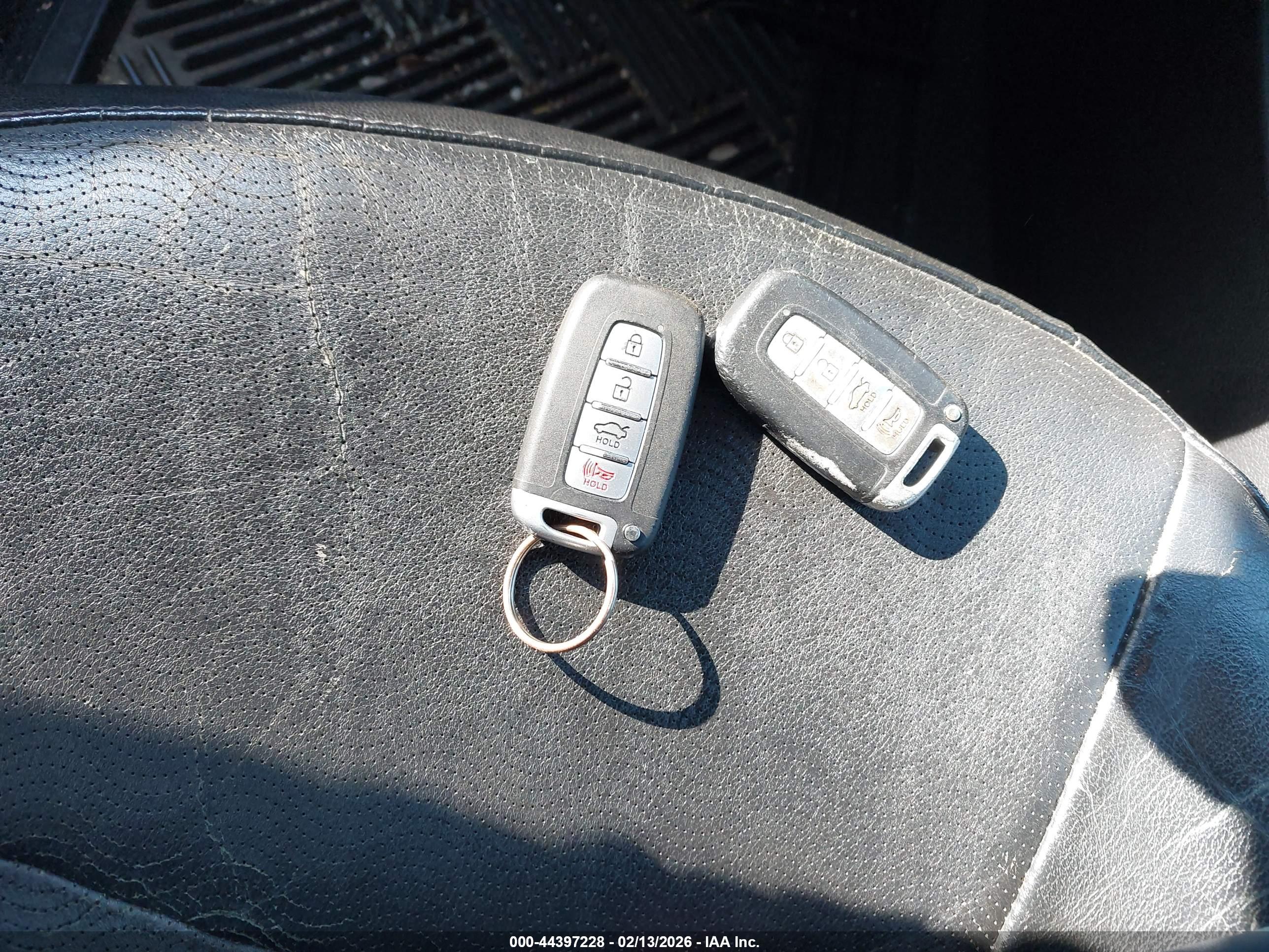 HYUNDAI ELANTRA image 11