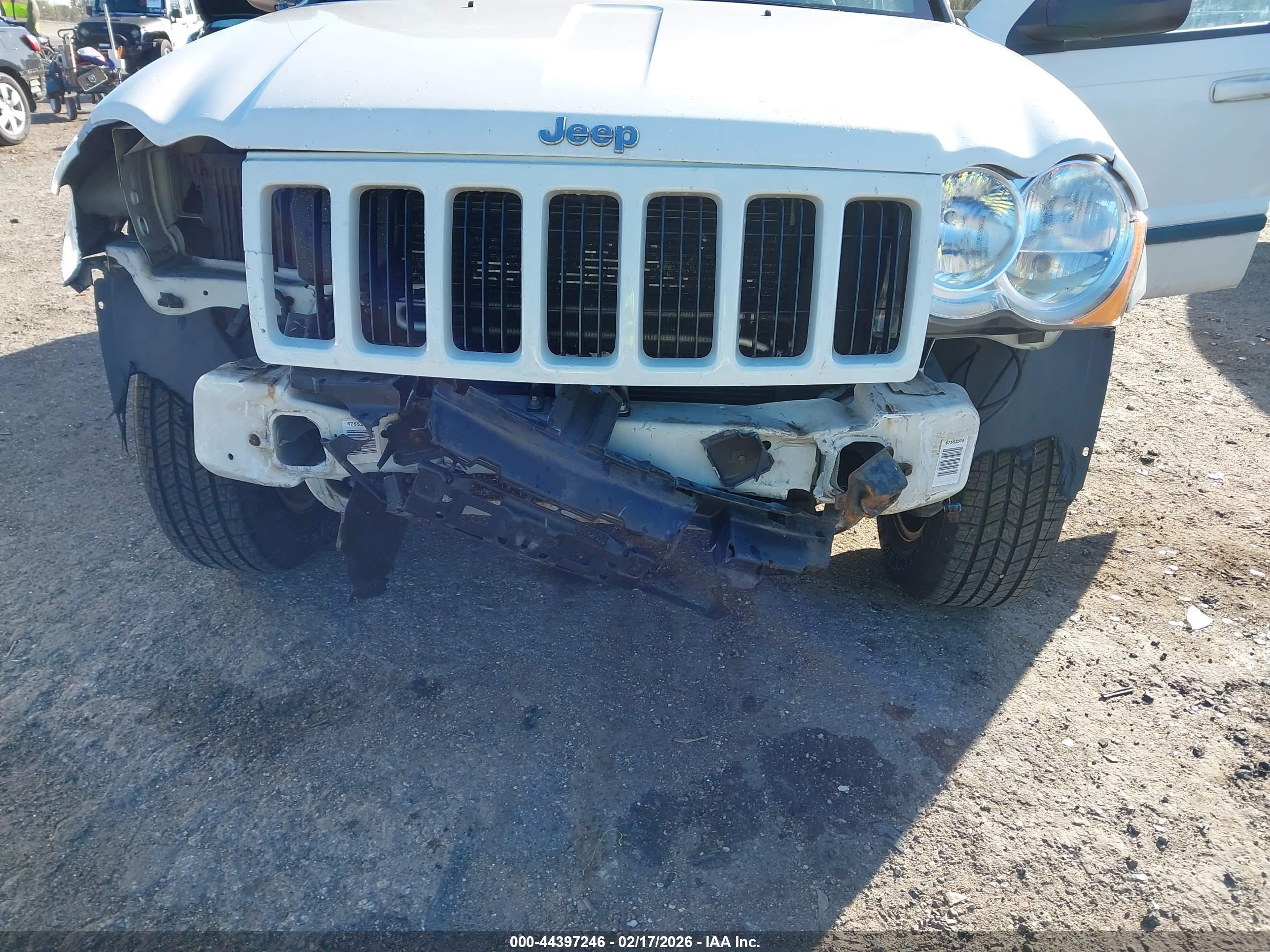 JEEP GRAND image 6