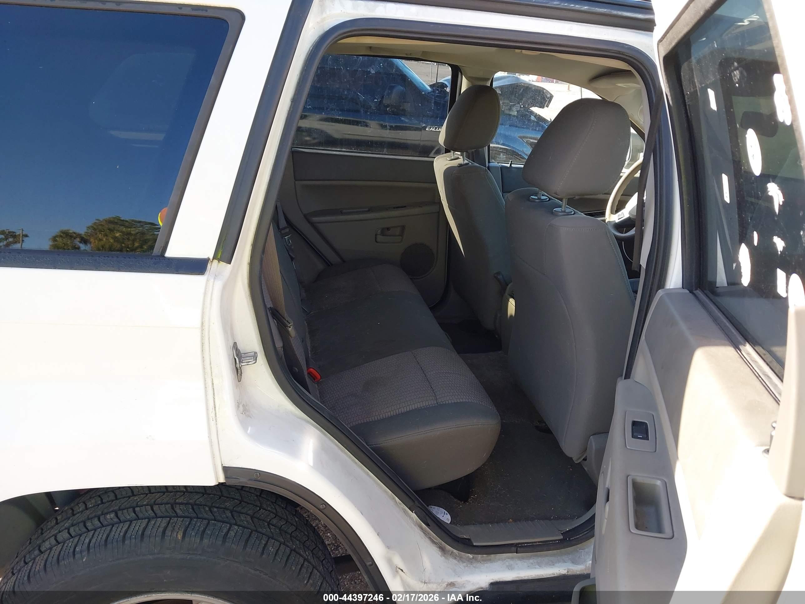 JEEP GRAND image 8