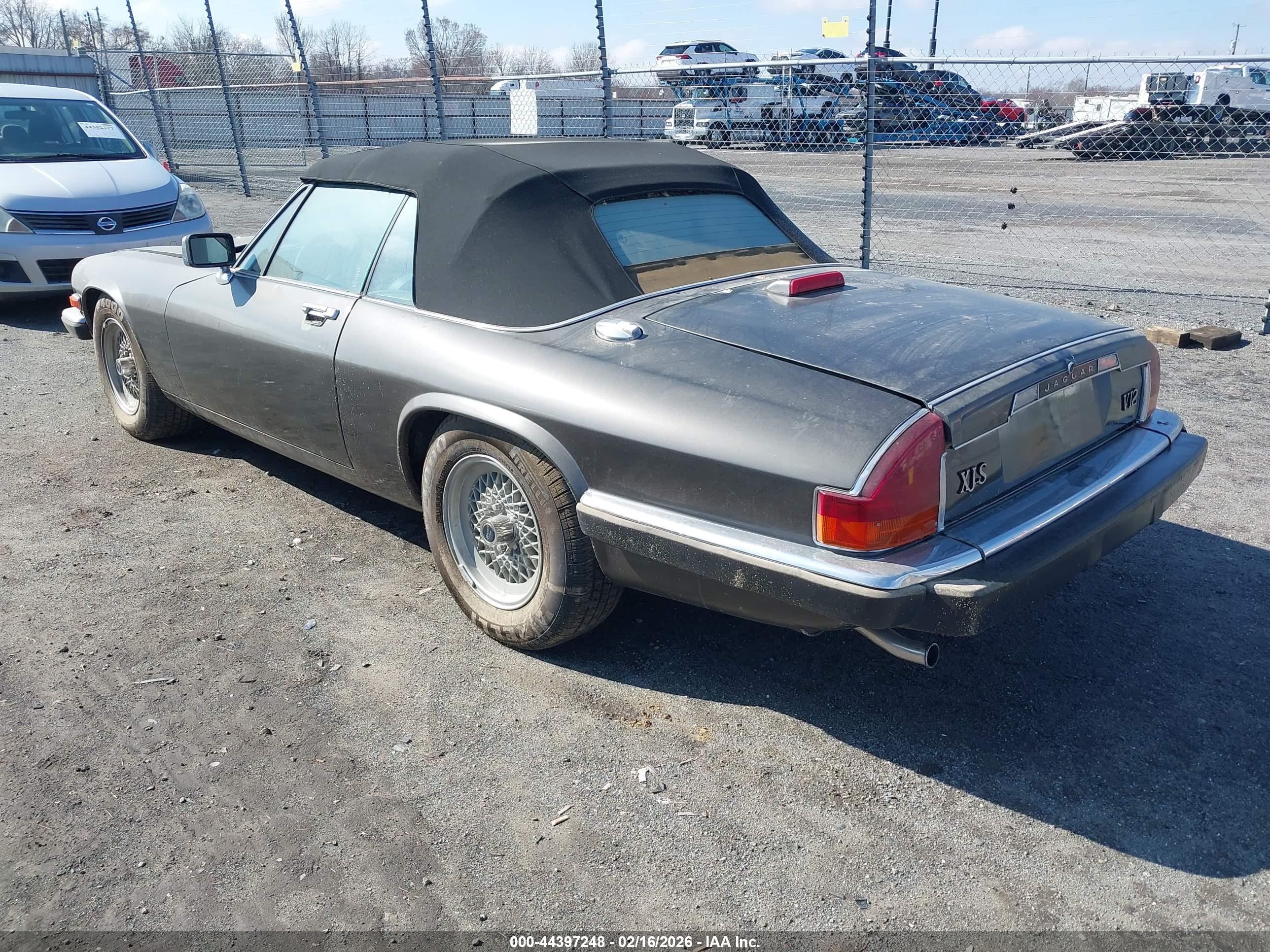 JAGUAR XJS image 3