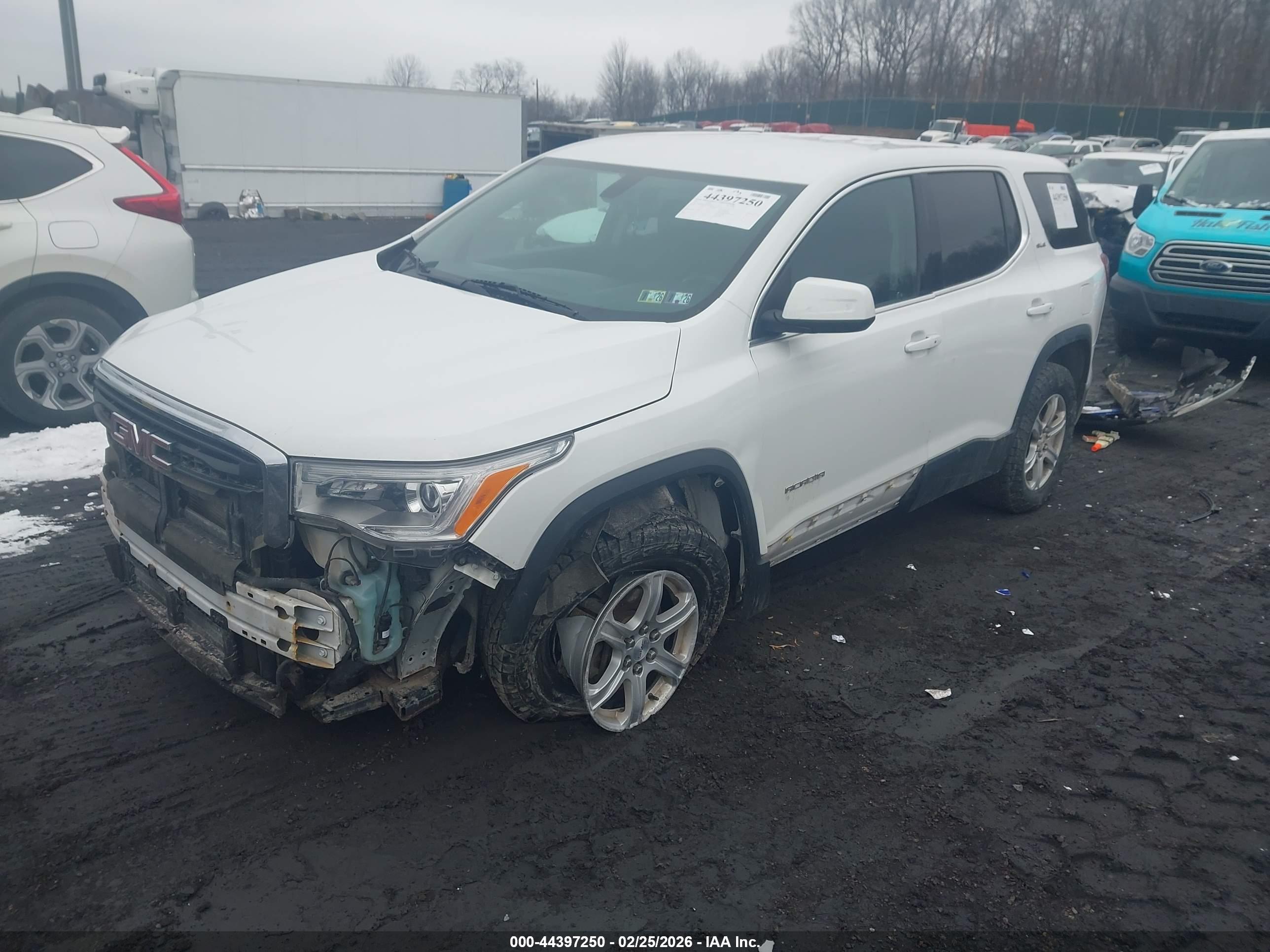GMC ACADIA image 2