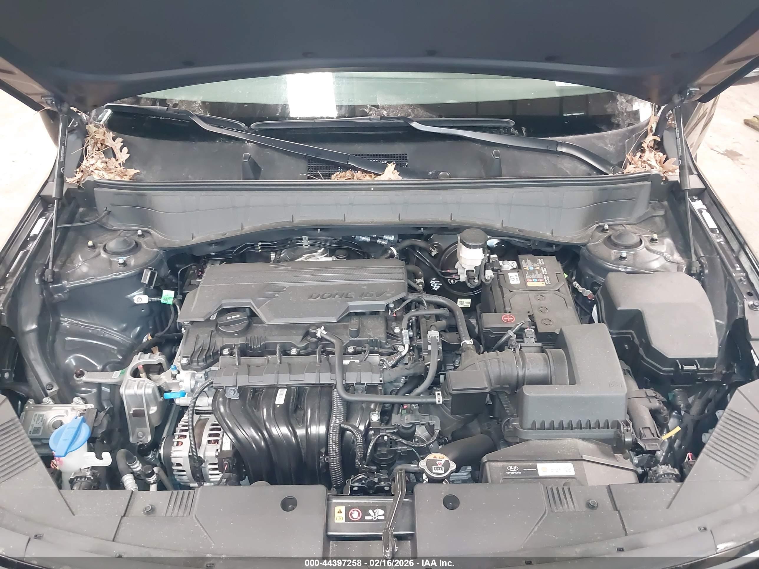 HYUNDAI KONA image 10