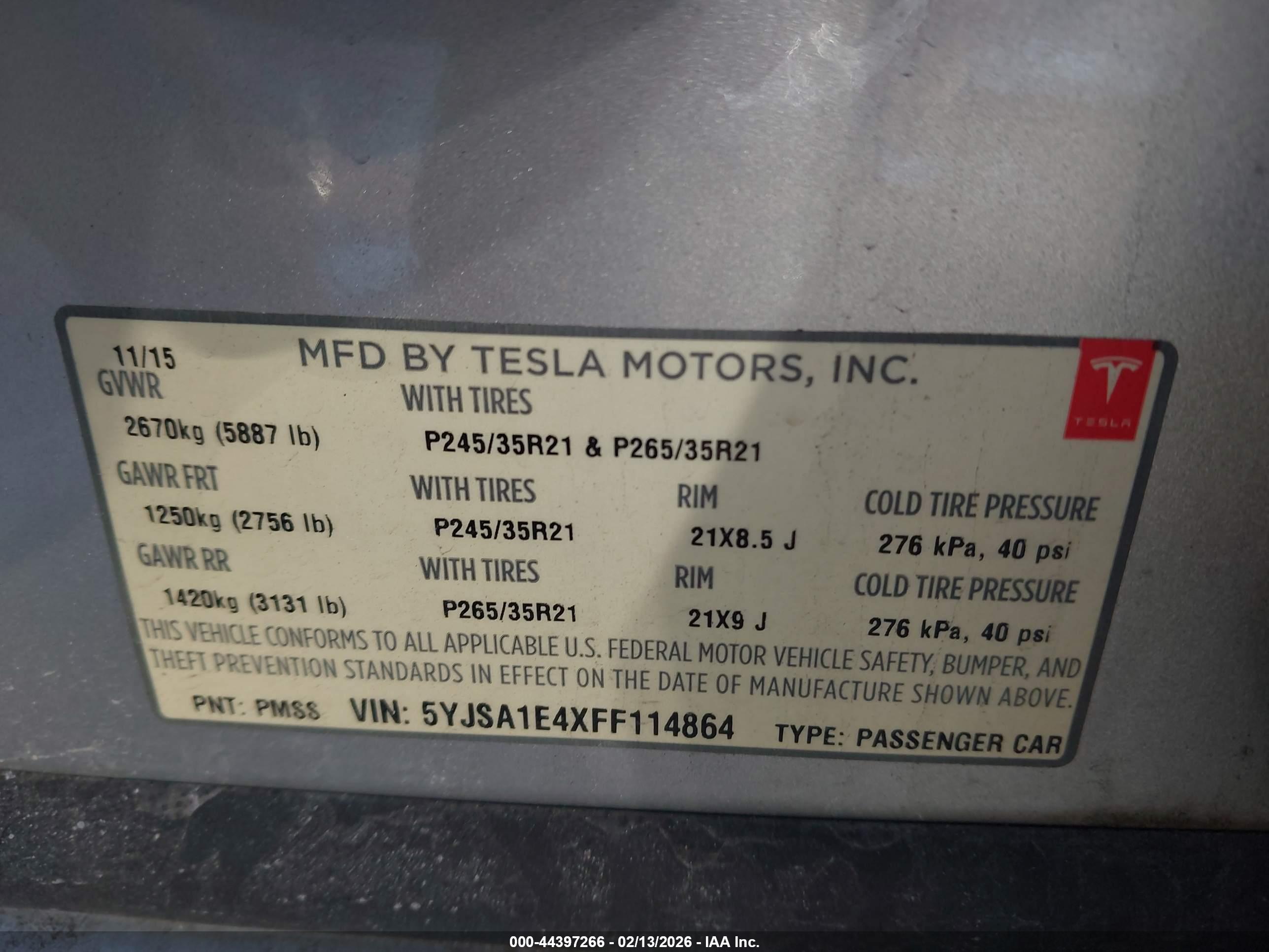 TESLA MODEL image 9