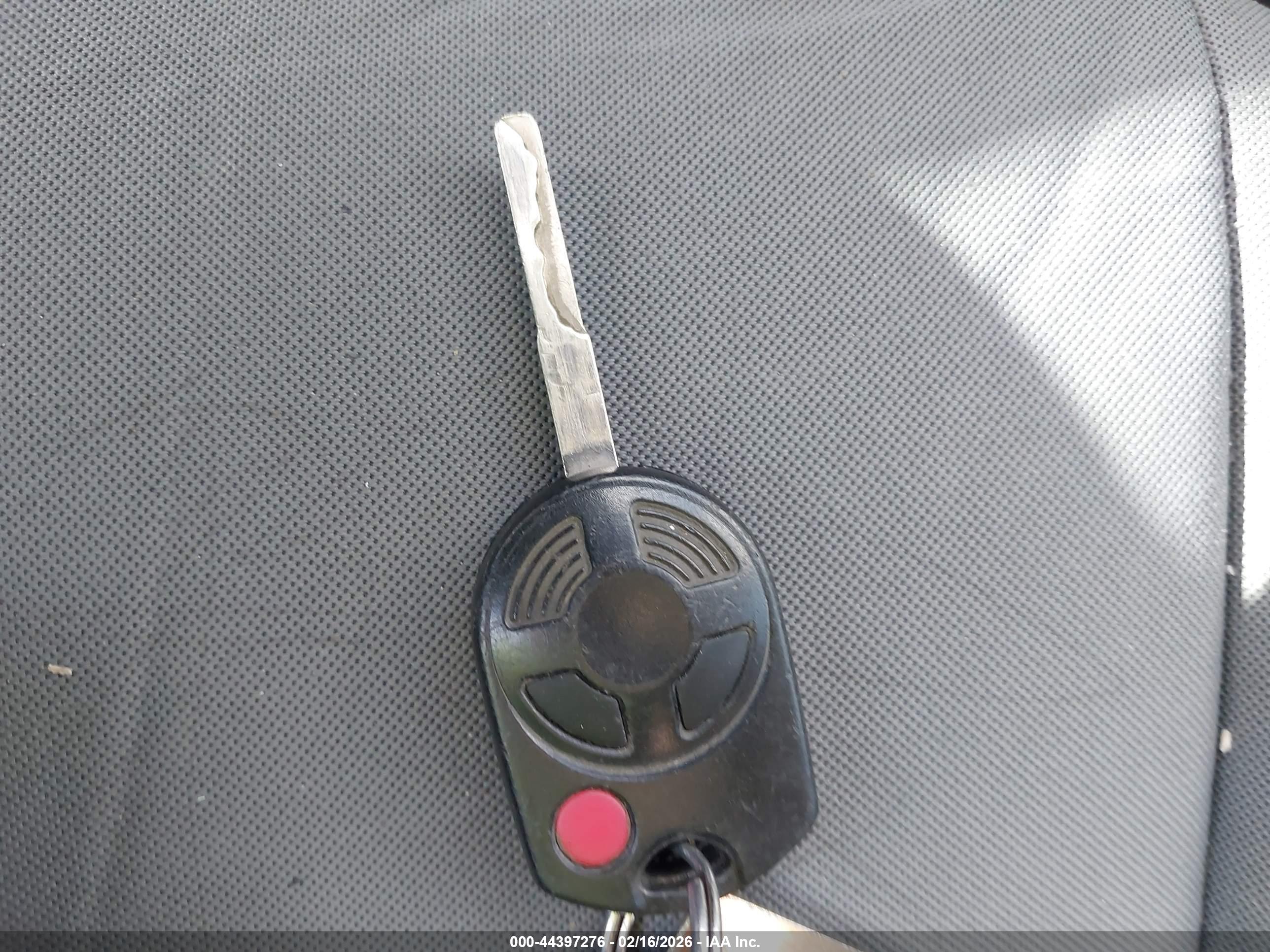 FORD ESCAPE image 11