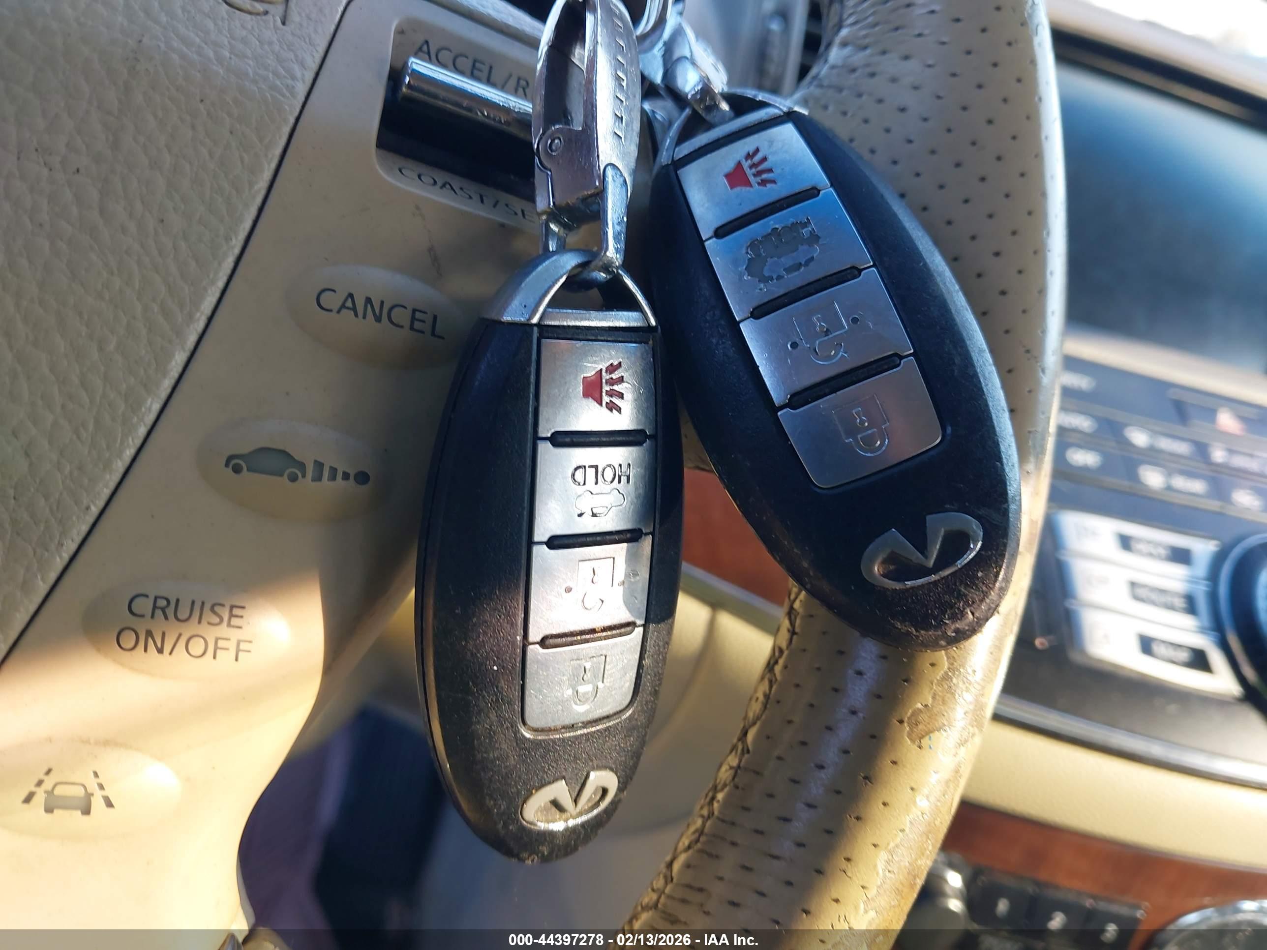 INFINITI M35X image 11